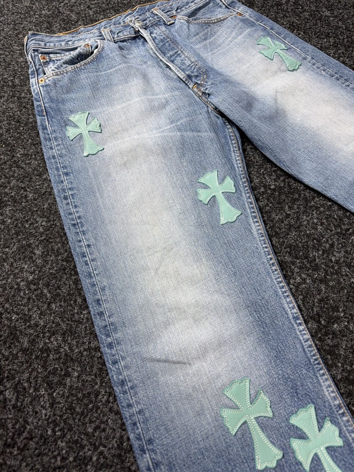 Levi's Vintage💥 90s ‼️Custom Chrome Hearts Style Cross Denim Jeans Size US 32 / EU 48 - 6 Thumbnail