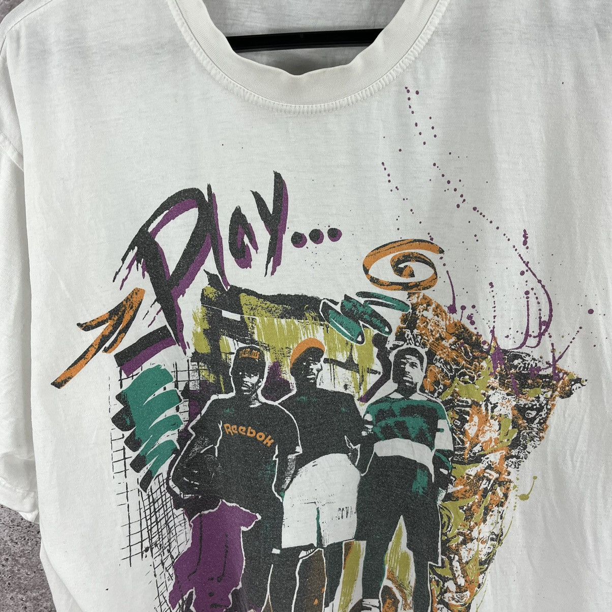 Reebok Vintage Reebok Tee Play Y2K Big Logo White Size XL Size US XL / EU 56 / 4 - 3 Thumbnail