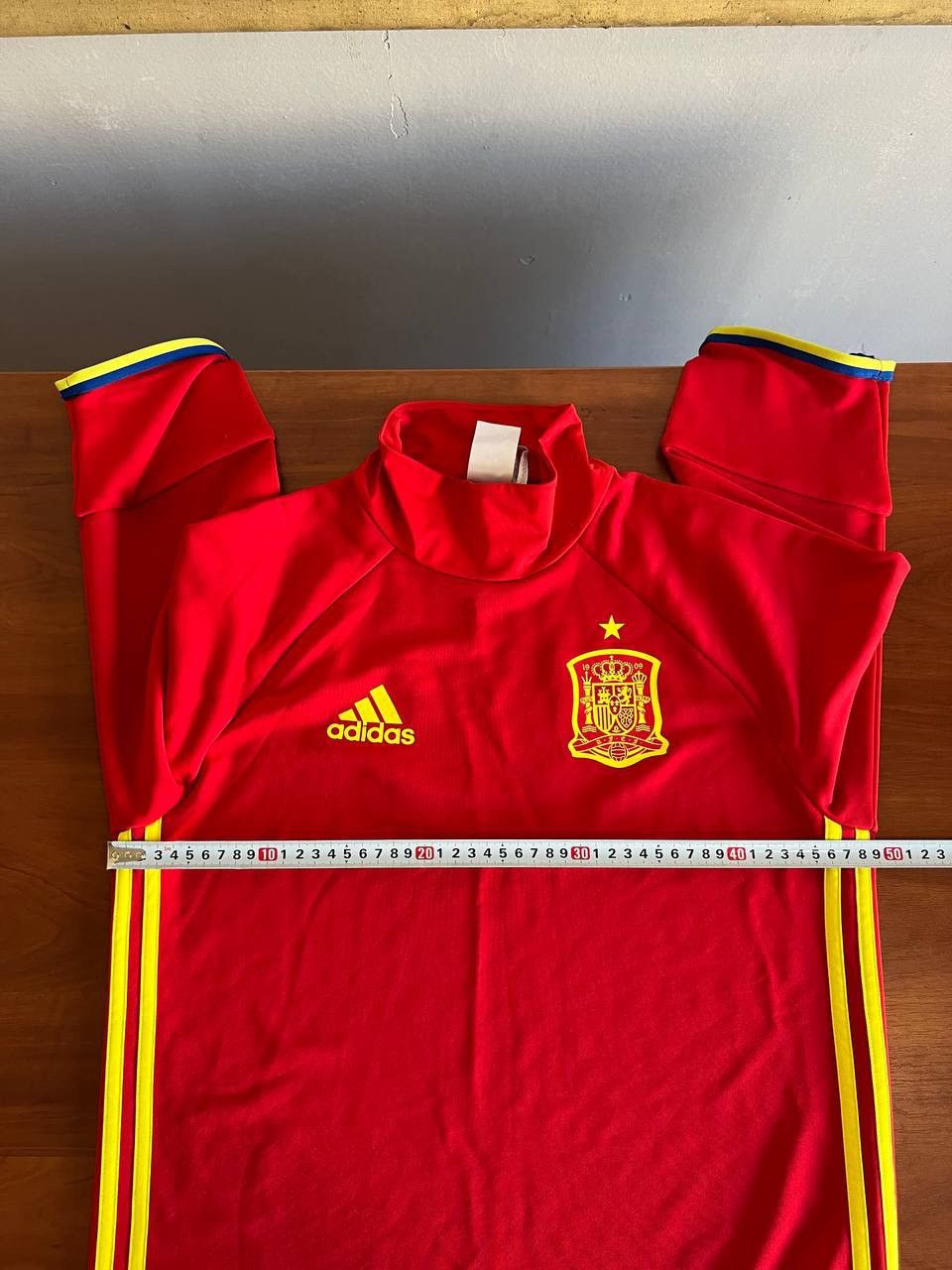 Adidas 2015 SPAIN TEAM TRAINING SOCCER FOOTBALL LONG SLEEVE ADIDAS Size US S / EU 44-46 / 1 - 13 Thumbnail