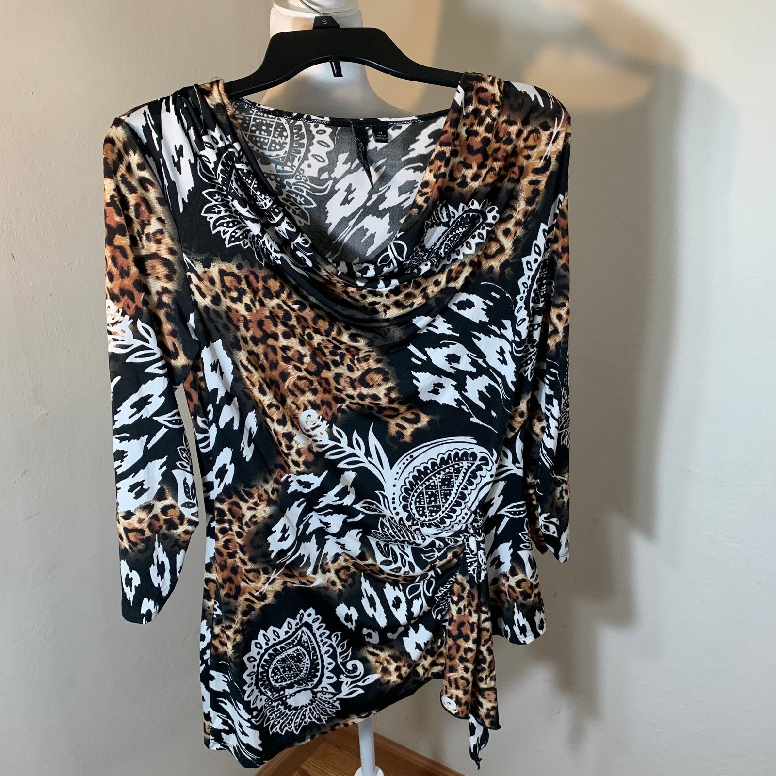 Other Milanno Blouses Womens Medium Beautiful Top Size M / US 6-8 / IT 42-44 - 5 Thumbnail