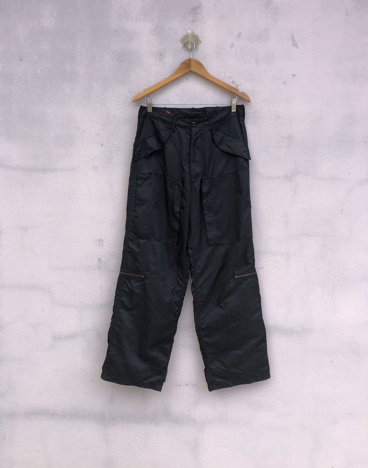 Alpha Industries Alpha Industries Parachute Pants Size US 29 - 1 Thumbnail