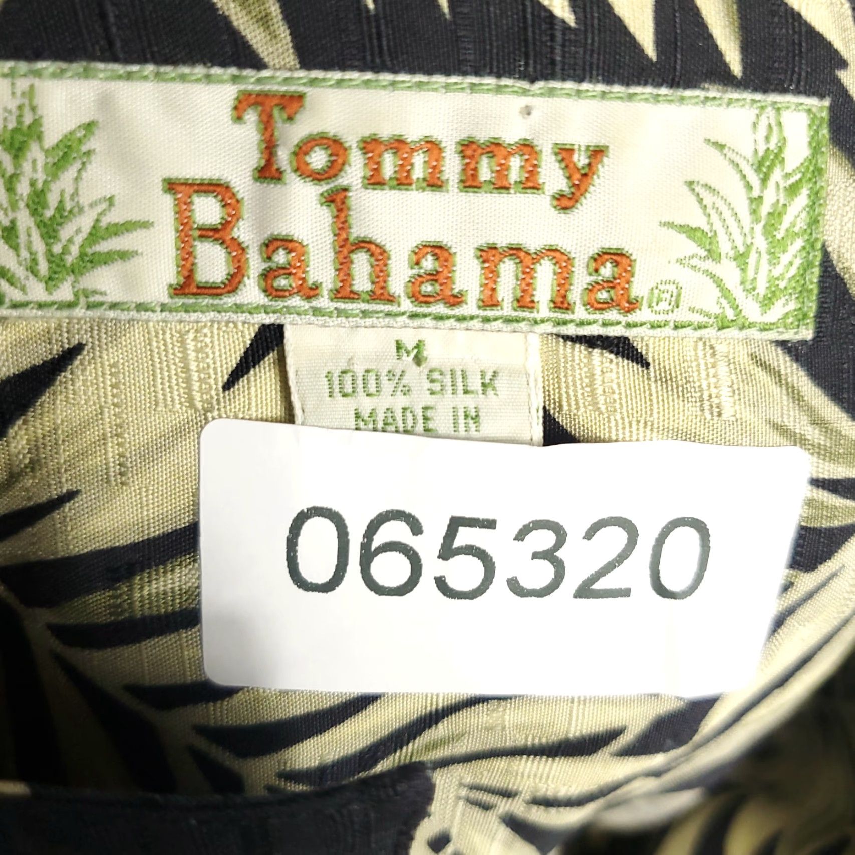 Tommy Bahama Tommy Bahama Shirt Mens Medium Black Silk Hawaiian Button Up Size US M / EU 48-50 / 2 - 6 Thumbnail