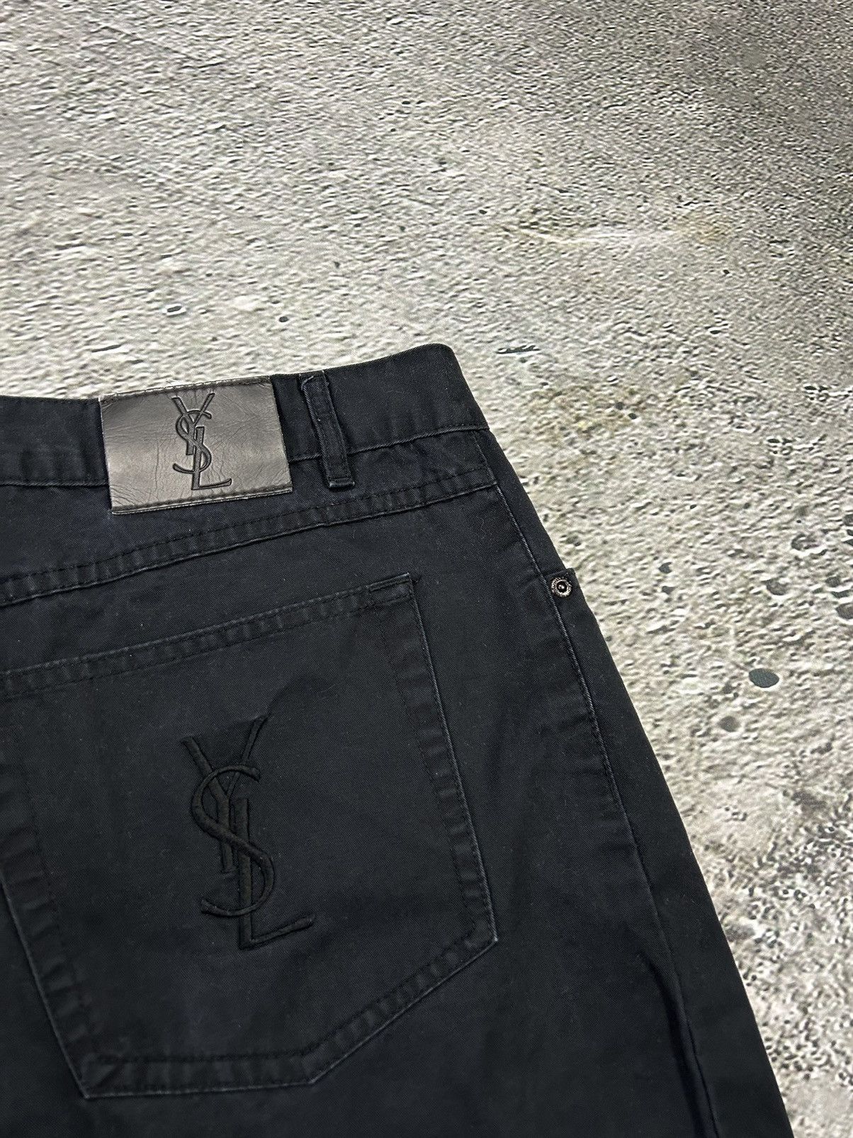 Yves Saint Laurent Yves Saint Laurent vintage black YSL logo chino pants Size US 38 / EU 54 - 3 Thumbnail