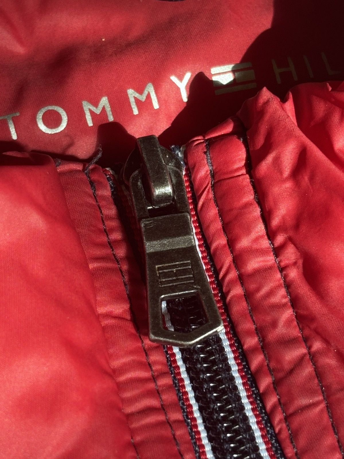 Tommy Hilfiger Tommy Hilfiger puffer jacket packable red blue white Size US S / EU 44-46 / 1 - 8 Thumbnail