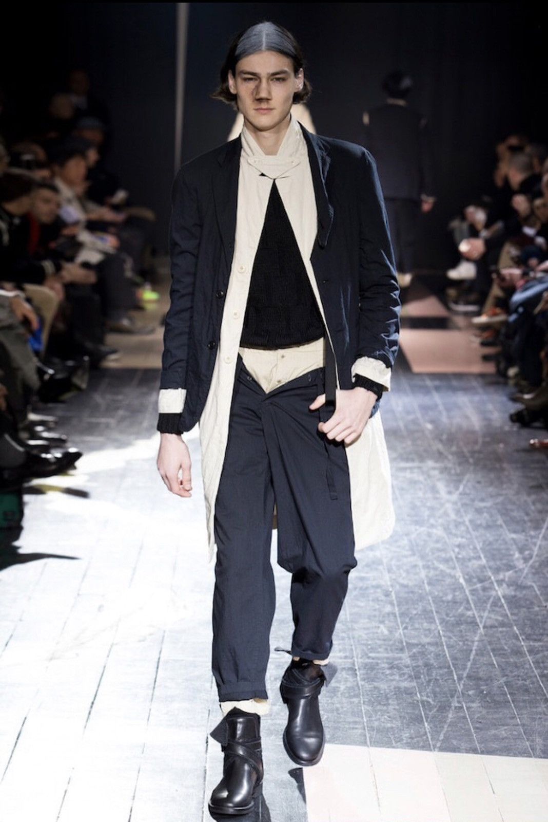 Yohji Yamamoto Yohji Yamamoto 15aw Back Zip White Coat 2412-Nextarrow Size US XL / EU 56 / 4 - 3 Thumbnail