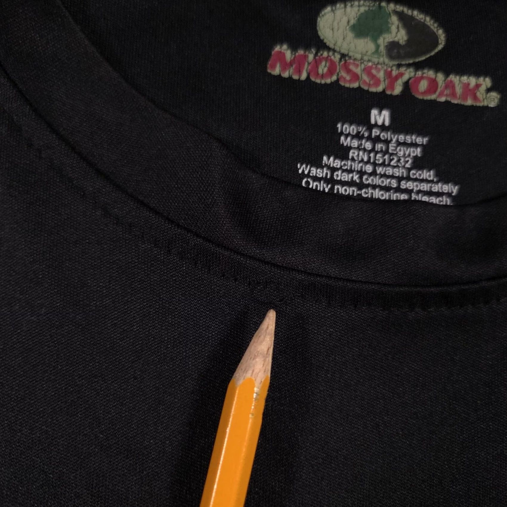 Vintage VINTAGE Mossy Oak Shirt Mens Medium Black Camo Flag Graphic Polyester Outdoor Tee Size US M / EU 48-50 / 2 - 5 Thumbnail