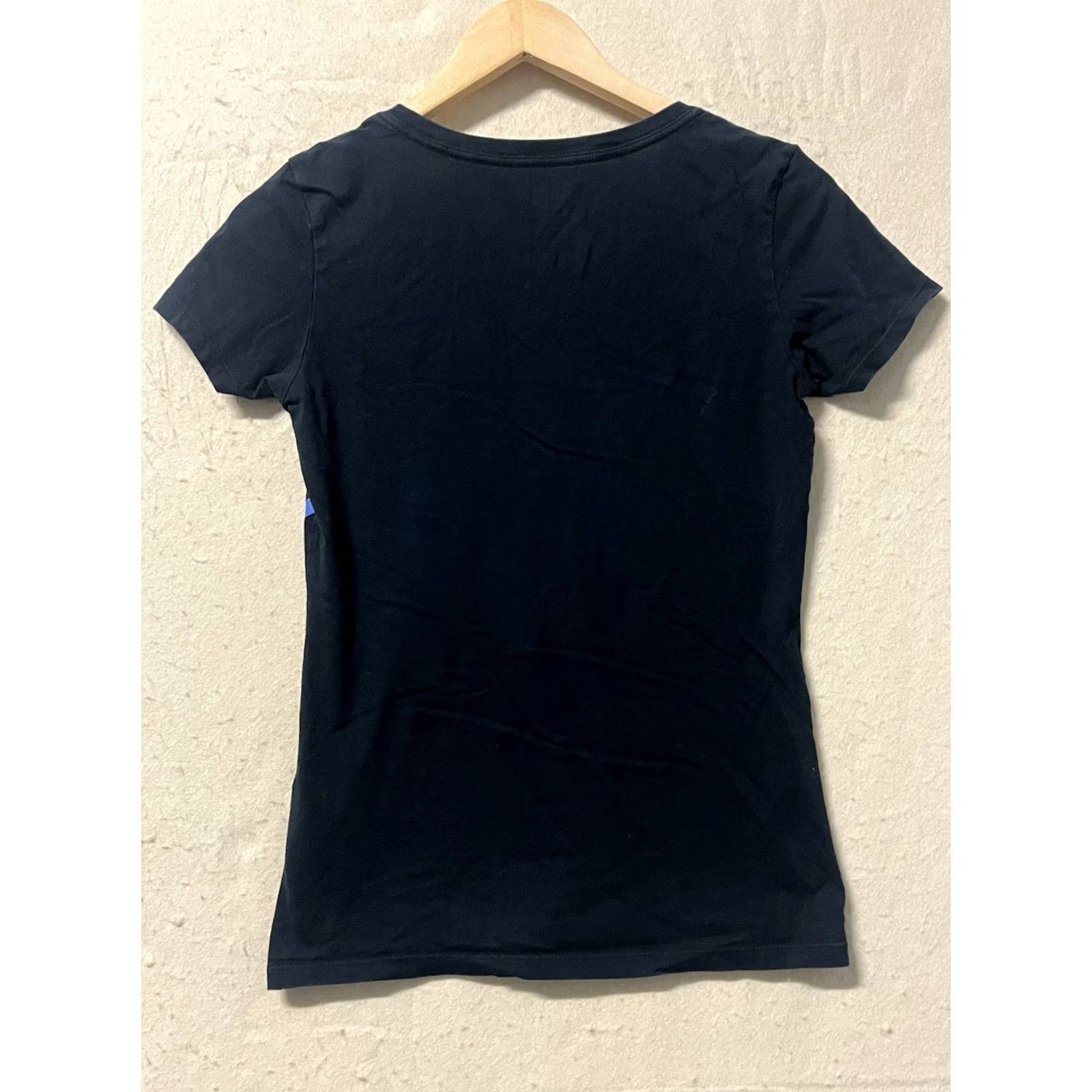 Nike Nike Just Do It Shirt Slim Fit Womens Small Black Short Sleeve V-Neck T-Shirt Size S / US 4 / IT 40 - 2 Thumbnail