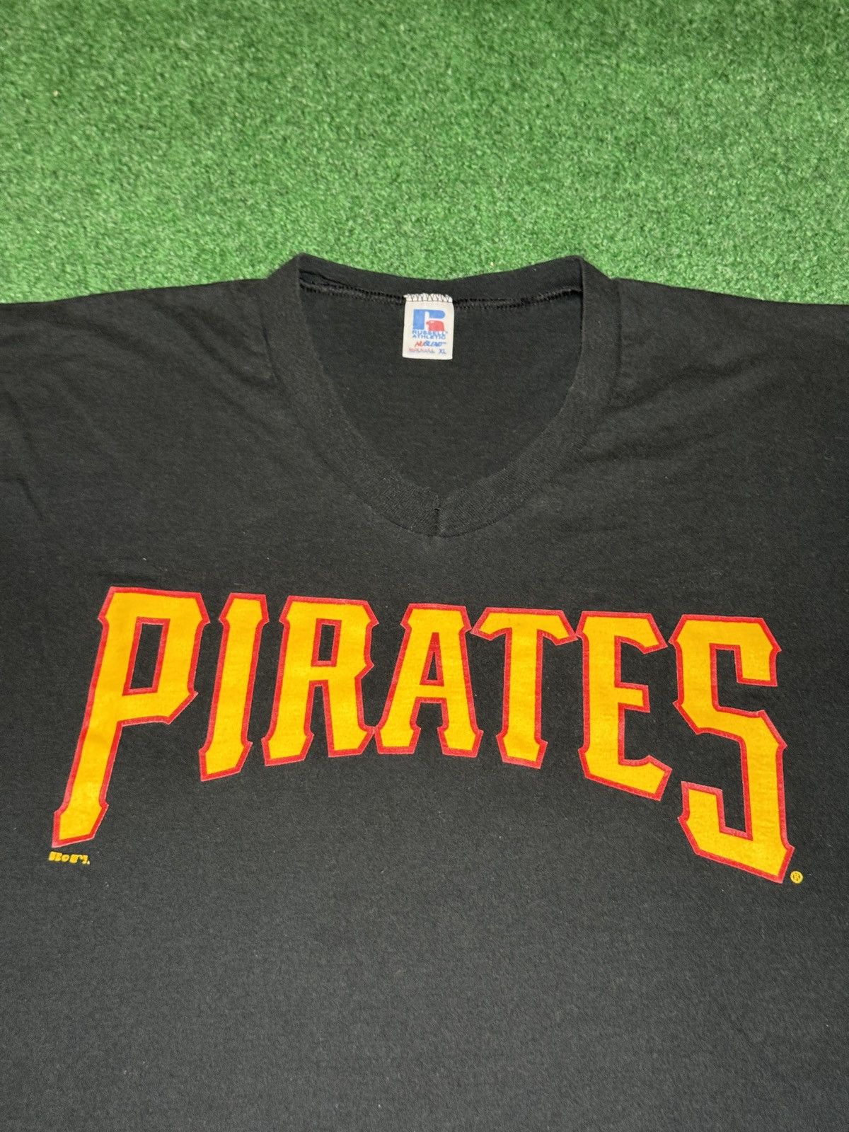 Russell Athletic Pirates Russell Athletic Vintage XL T Shirt MLB Baseball Size US XL / EU 56 / 4 - 2 Thumbnail