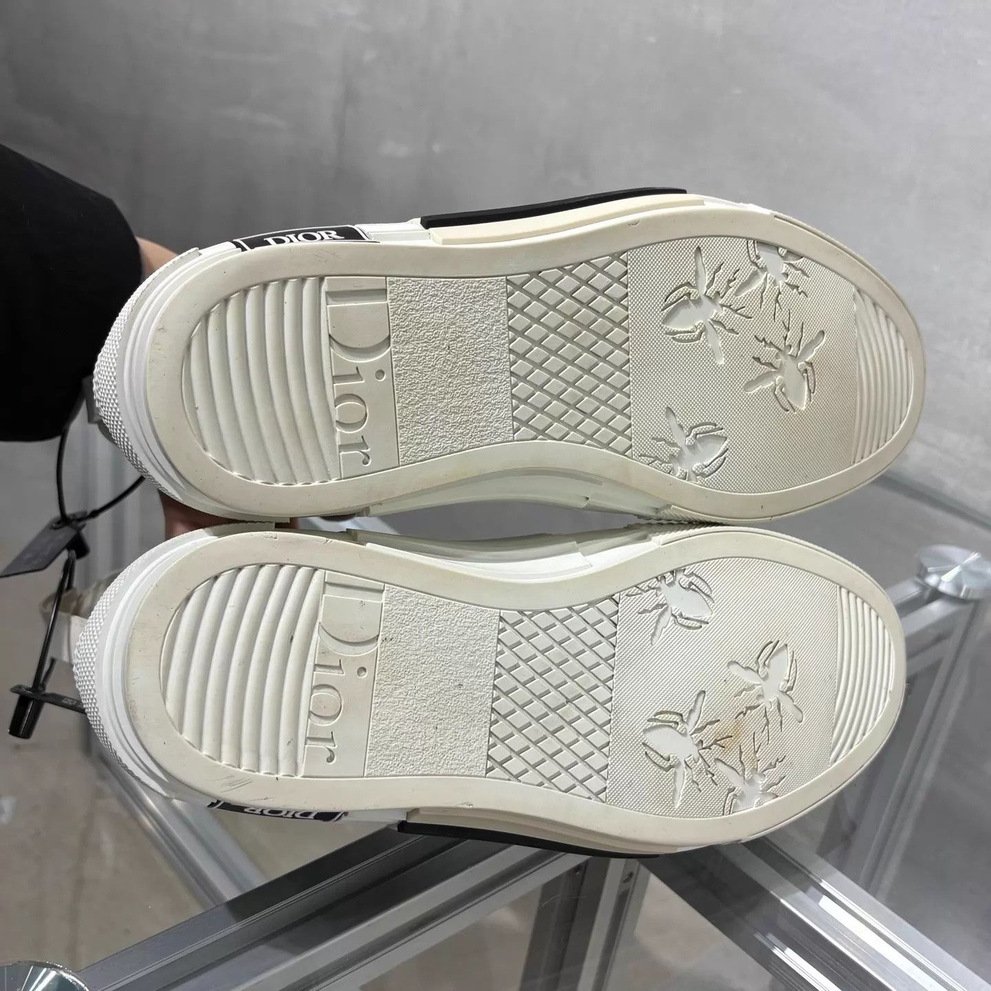 Dior Dior high-top oblique sneakers black white EUR 40 Size US 7 / EU 40 - 7 Thumbnail