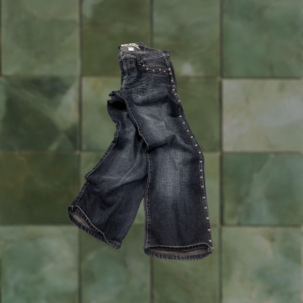 Vintage Vintage Le Grand Bleu Denim Jeans - Blue 32x29 Baggy 90s Grunge Y2K Vintage Japan Metal Eyelets 5-Pocket Rise Mid Relaxed Size US 32 / EU 48 - 1 Thumbnail