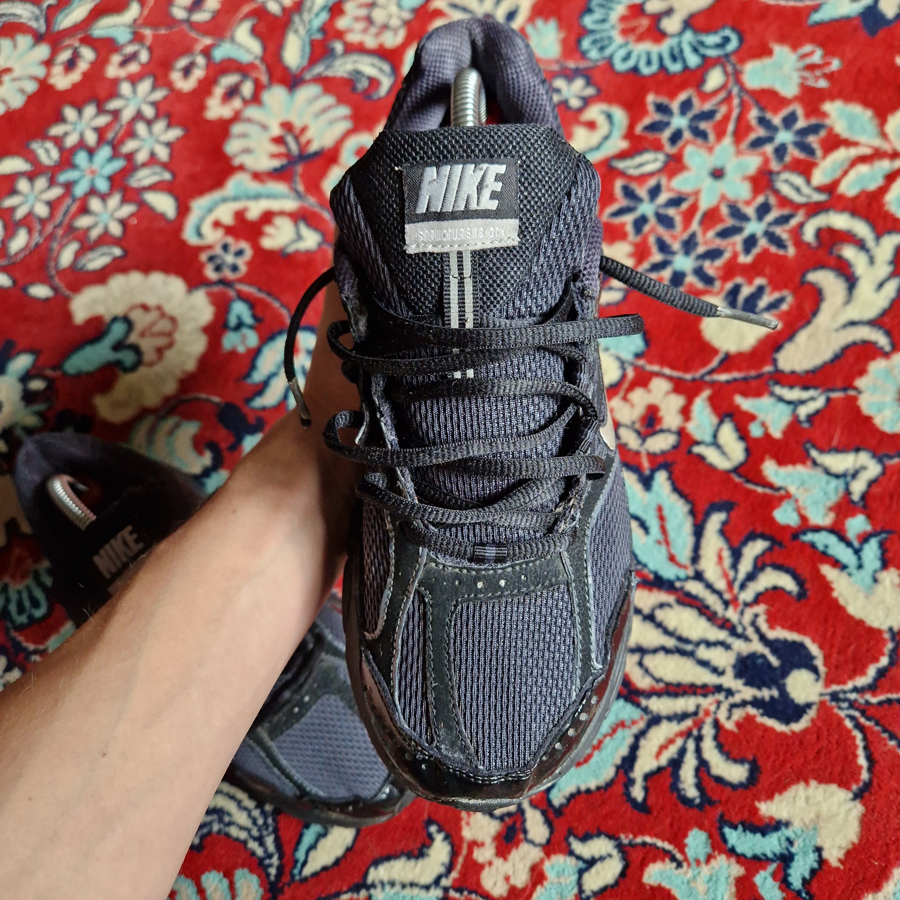 Nike Nike Black & Silver Sneakers (Model 407654-001) Size US 9 / IT 39 - 7 Thumbnail