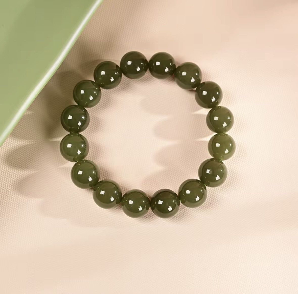 Other Green Jade Bracelet Size ONE SIZE - 1 Thumbnail