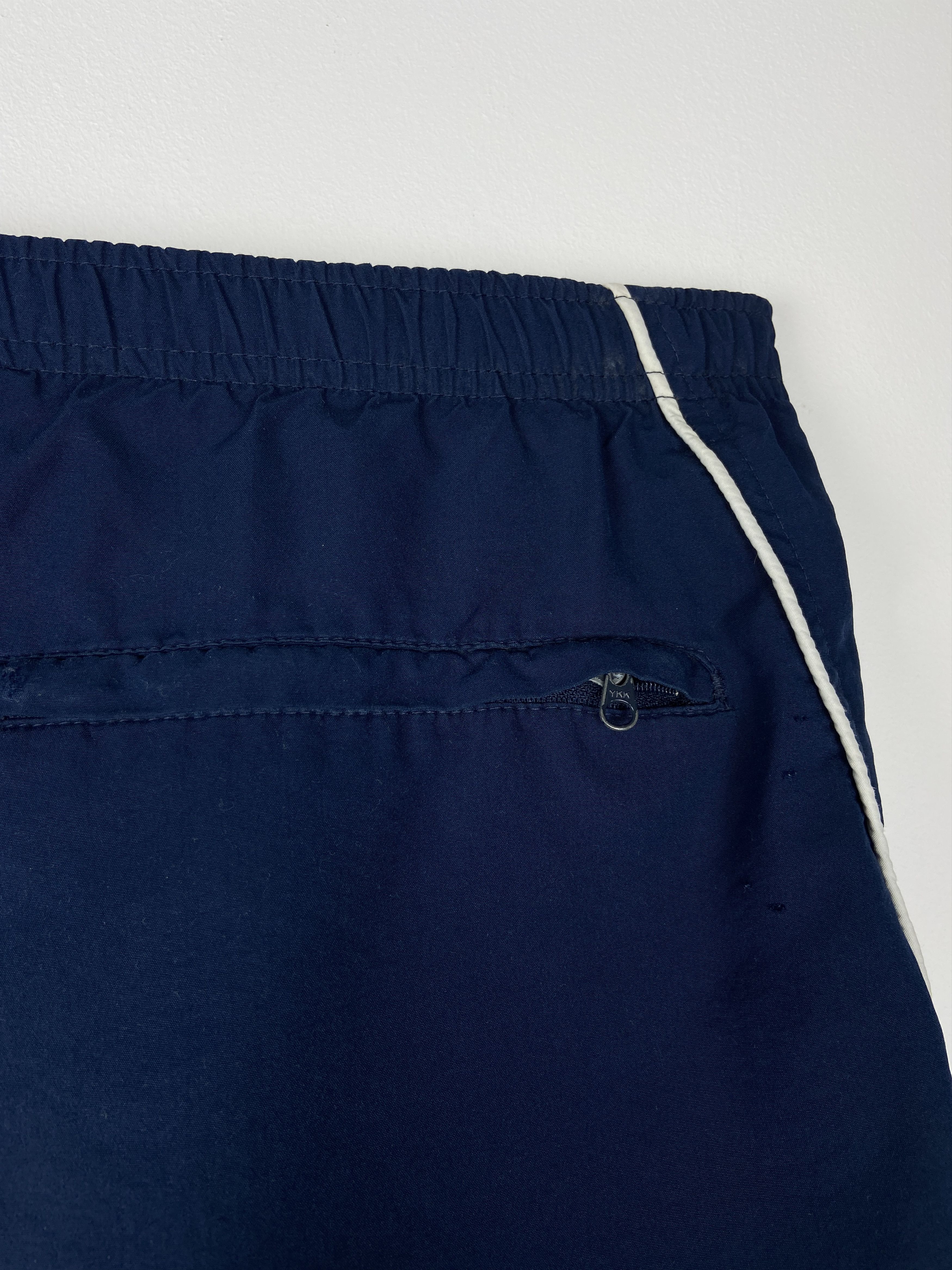 Nike Vintage Nike Mini Swoosh Logo Nylon Shorts Size US 32 / EU 48 - 11 Thumbnail
