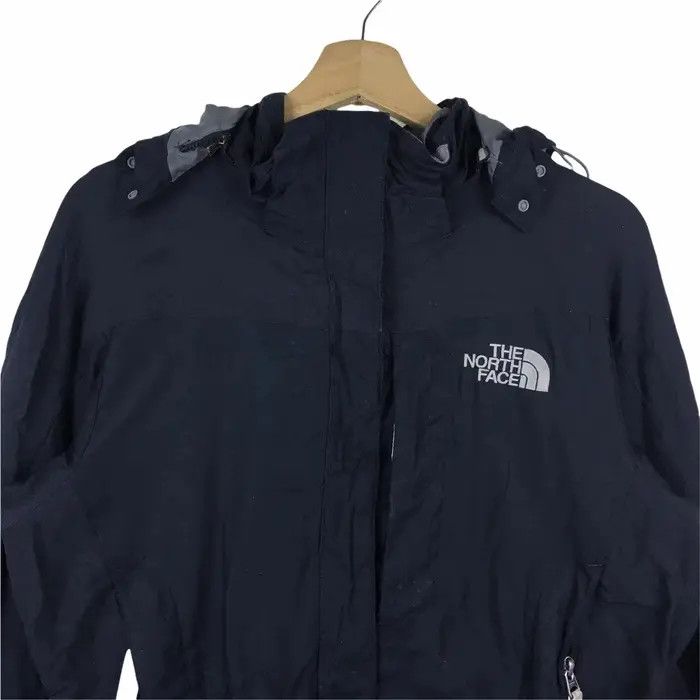 The North Face THE NORTH FACE Outdoor Camping Windbreaker Jacket Hoodie Size US M / EU 48-50 / 2 - 2 Thumbnail
