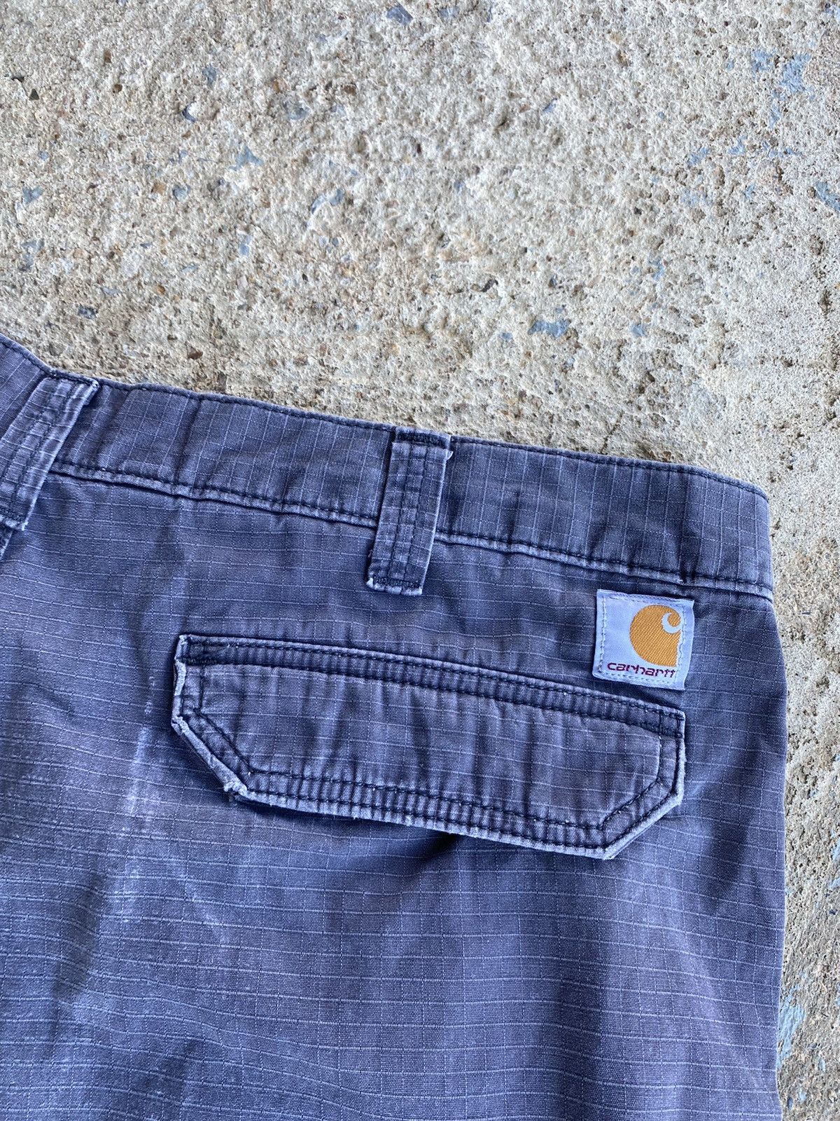Carhartt × Vintage Vintage Y2K Carhartt Cargo Faded Distressed Shorts Size US 40 / EU 56 - 3 Thumbnail