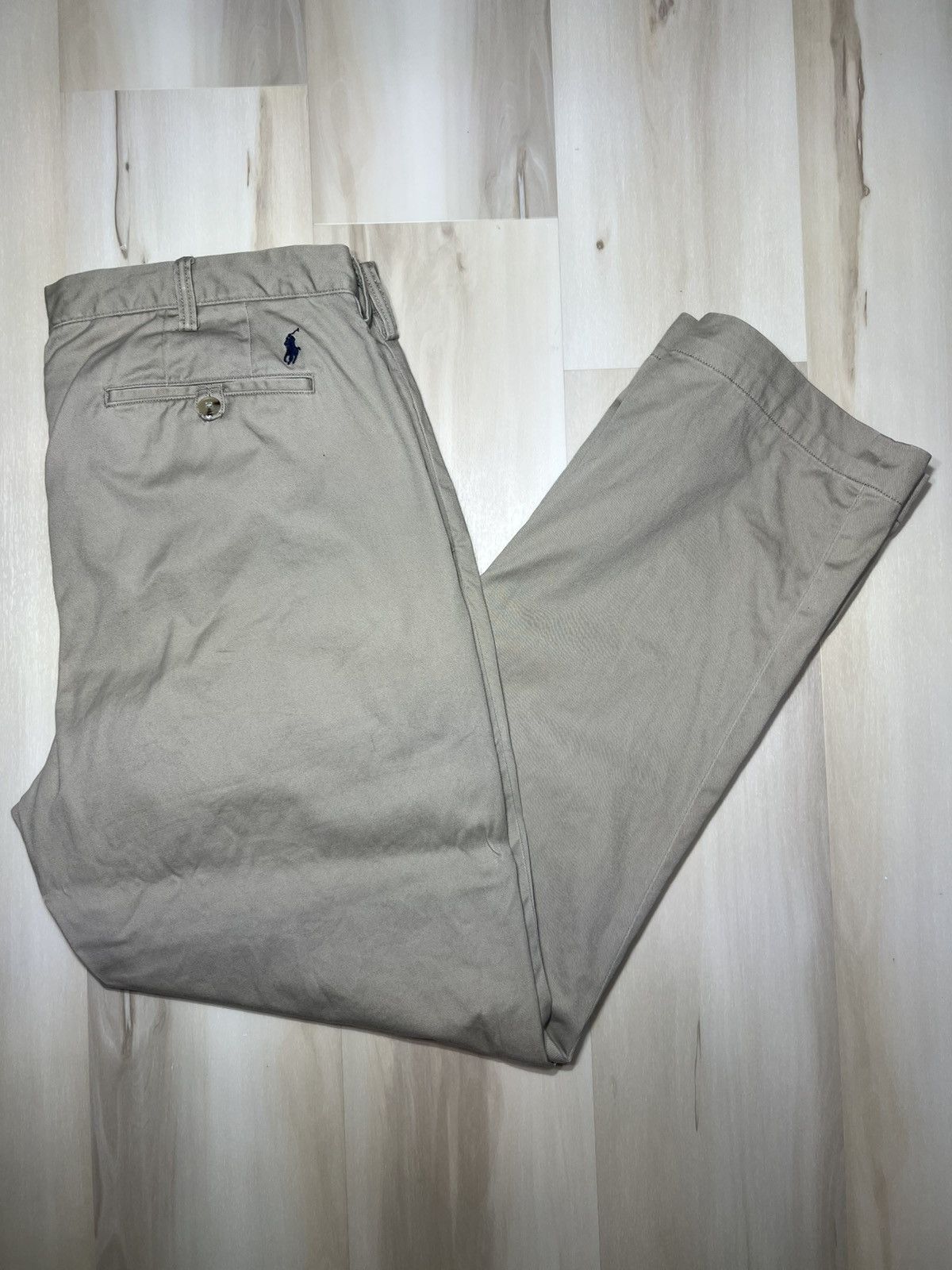 Polo Ralph Lauren Polo Ralph Lauren Beige Chino Mens 36x32 Khaki Classic Fit Size US 36 / EU 52 - 1 Thumbnail