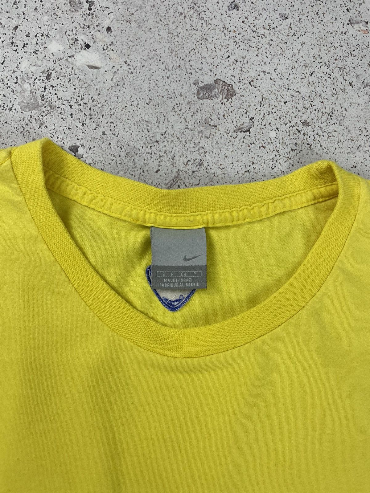 Nike × Vintage Vintage Blokecore Brazil Nike Soccer Jerset T-Shirt Size US S / EU 44-46 / 1 - 5 Thumbnail