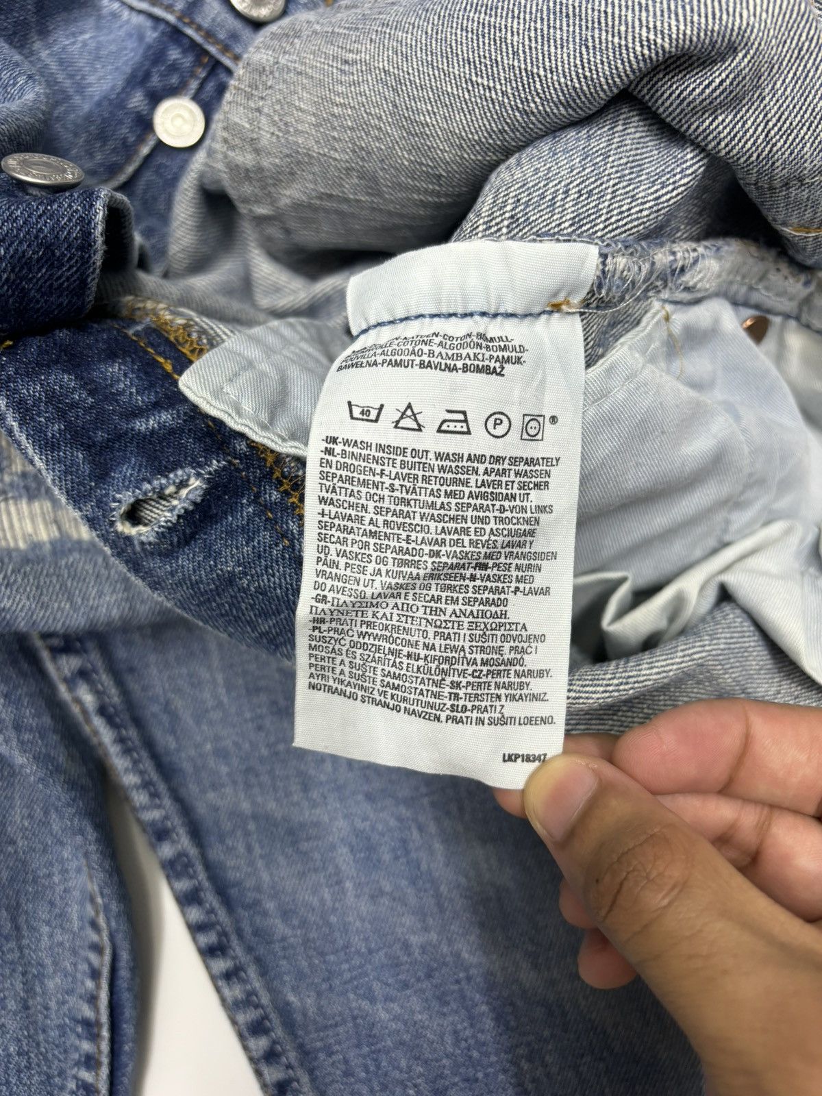 Levi's VINTAGE LEVIS 501 SPAIN BAGGY DISTRESSED DENIM JEANS Size US 35 - 13 Thumbnail