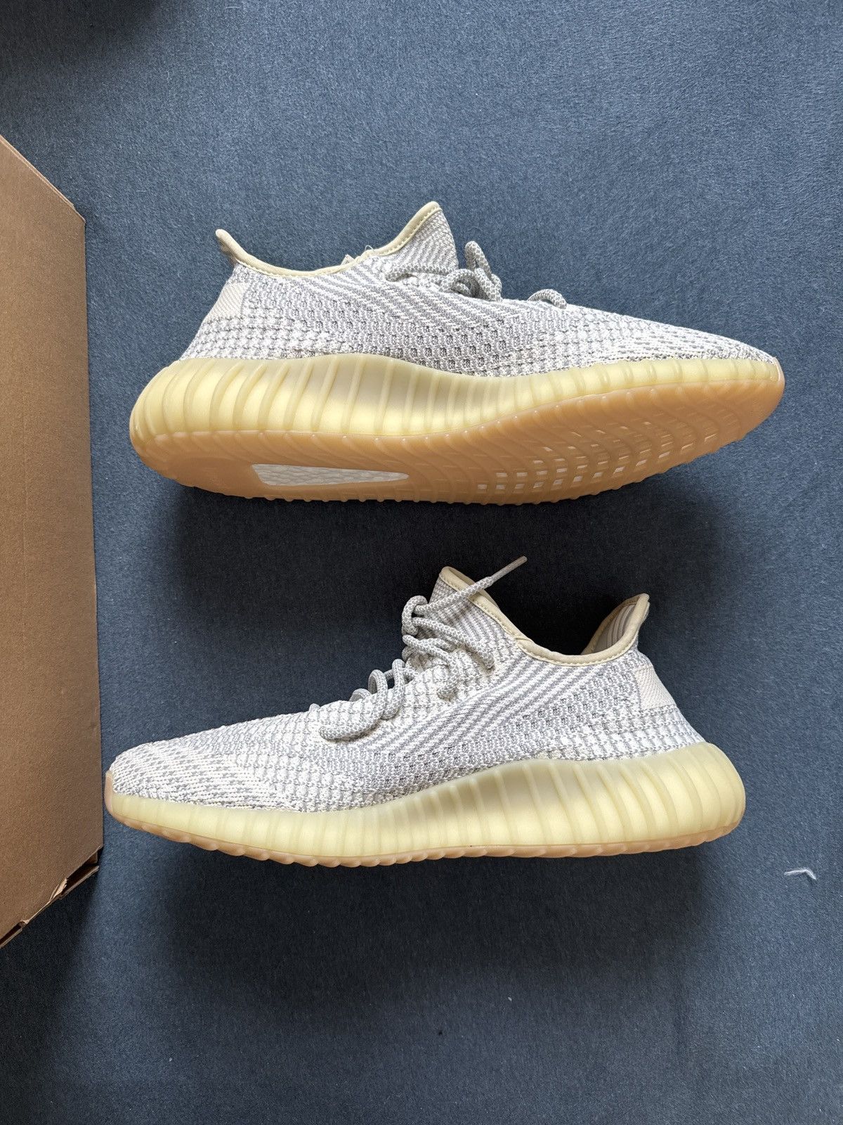 Yeezy Adidas Yeezy 350 v2 Lundmark Size US 11.5 / EU 44-45 - 2 Thumbnail