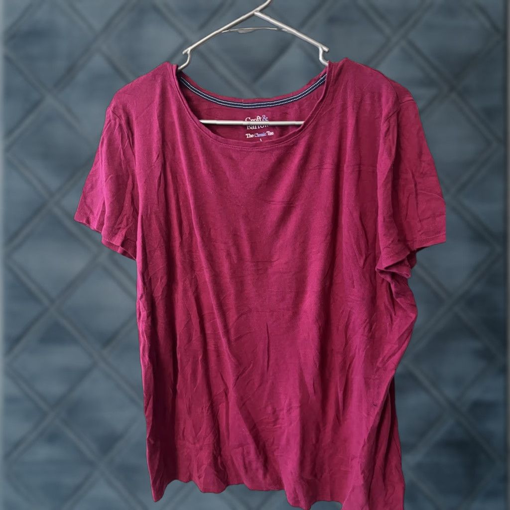 Croft & Barrow Croft & Barrow T-Shirt Purple Crew Neck Short Sleeve The Classic Tee Size L Women Casual Top Size L / US 10 / IT 46 - 1 Thumbnail