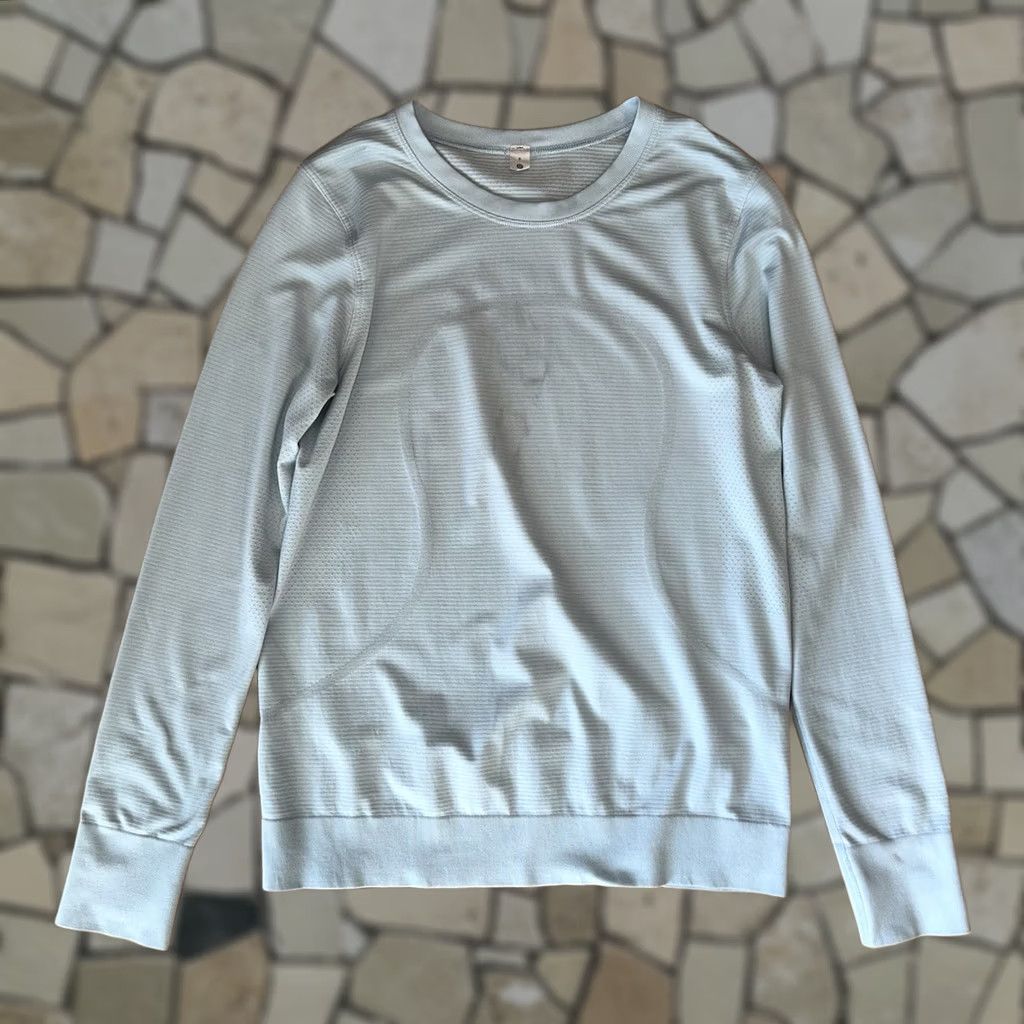 Lululemon VINTAGE_distressed Lululemon Swiftly Relaxed Top Long Sleeve Women’s 6 Small Size M / US 6-8 / IT 42-44 - 1 Thumbnail