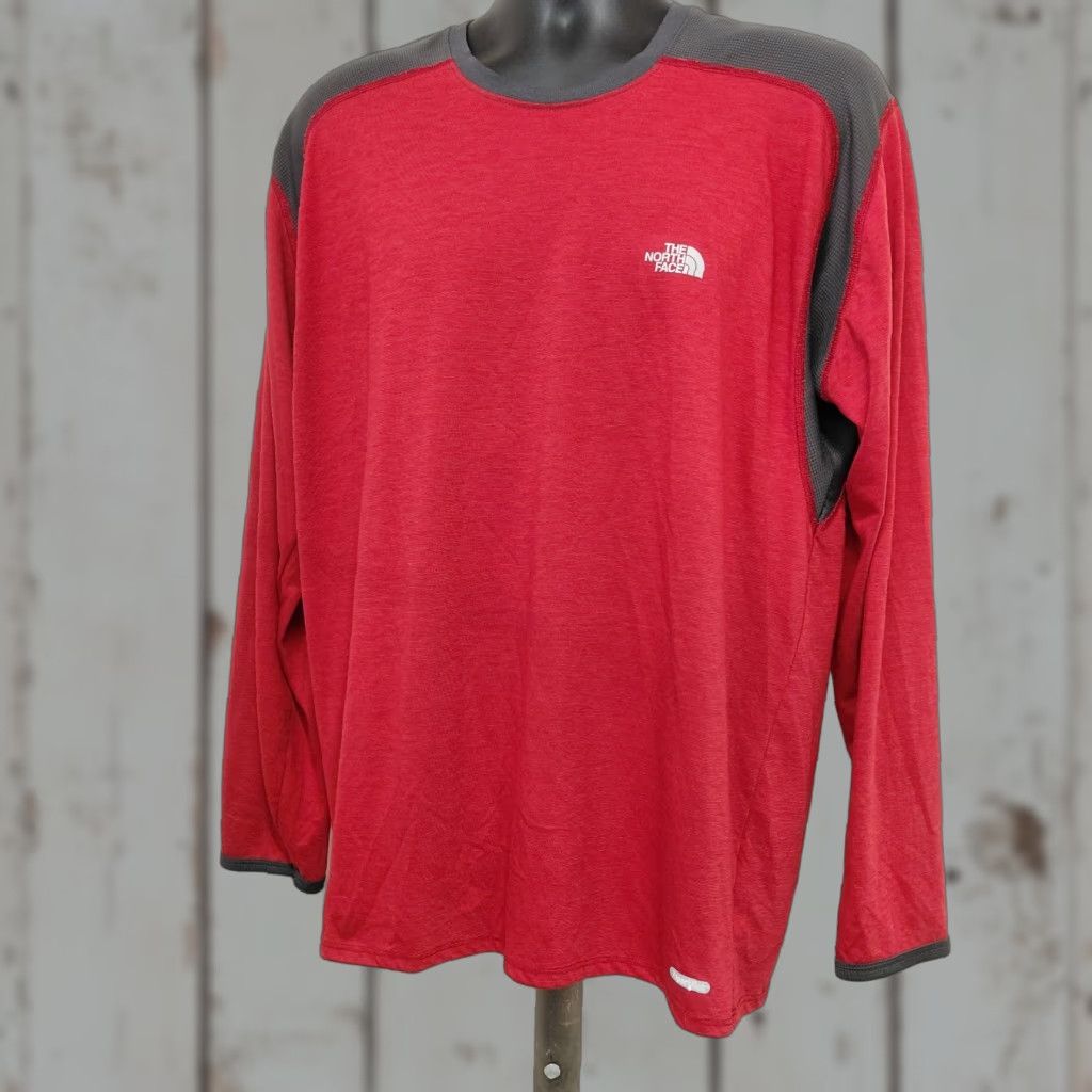 The North Face VINTAGE The North Face Shirt Men's XL Red Gray Vaporwick Long Sleeve Base Layer Size US XL / EU 56 / 4 - 1 Thumbnail