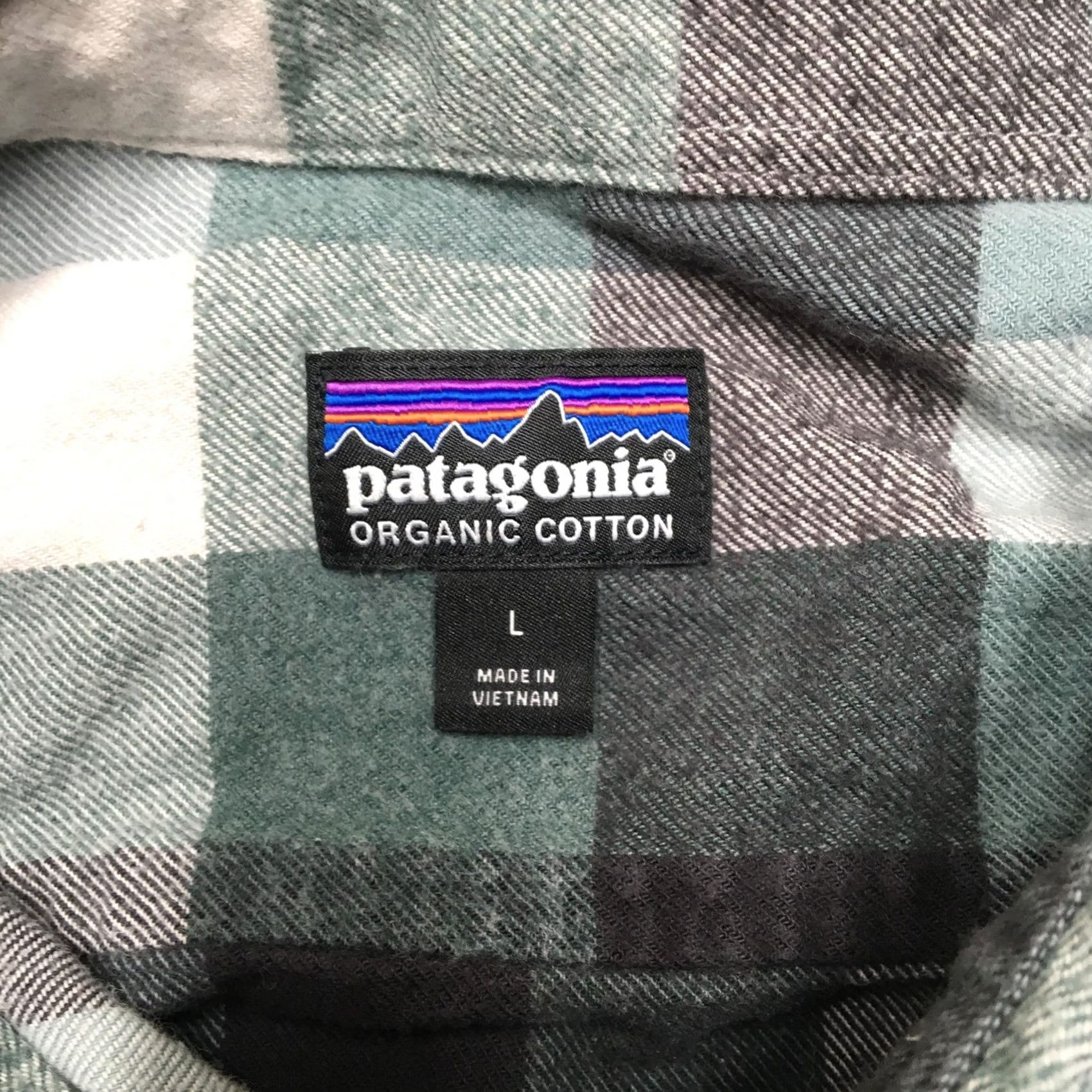 Patagonia Patagonia Shirt Mens Large L Green Plaid Organic Cotton Flannel Button-Up Pocketed Casual Size US L / EU 52-54 / 3 - 4 Thumbnail