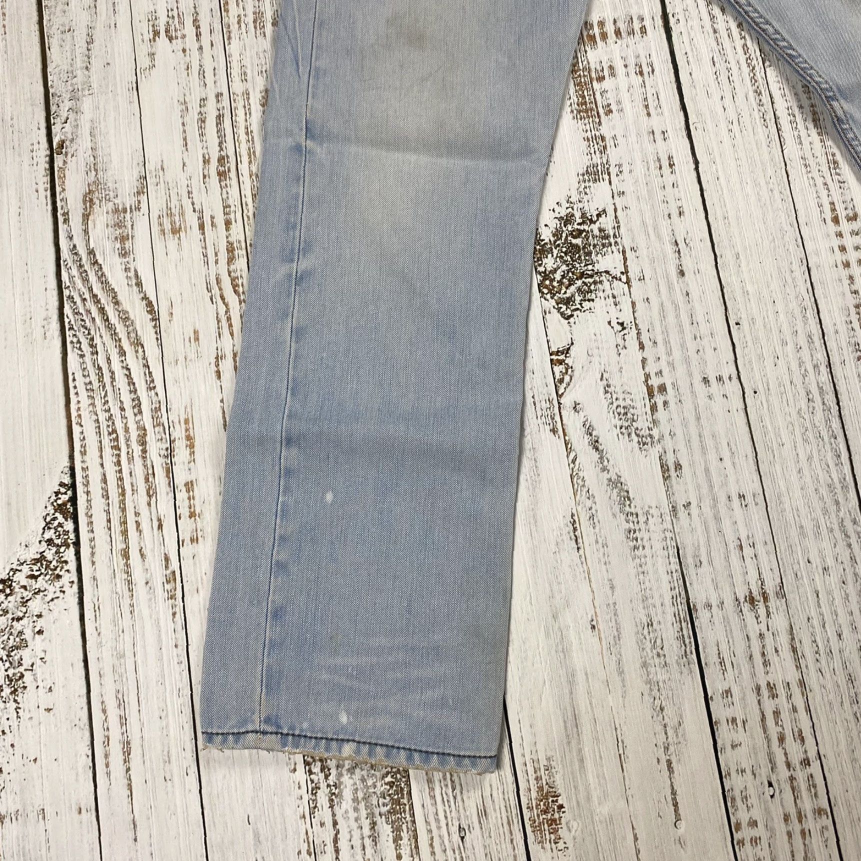 Levi's LEVIS SLIM STRAIGHT 514 ACCENTED POCKET DISTRESSED LIGHT WASH JEANS 33X31 Y2K Size US 33 - 3 Thumbnail