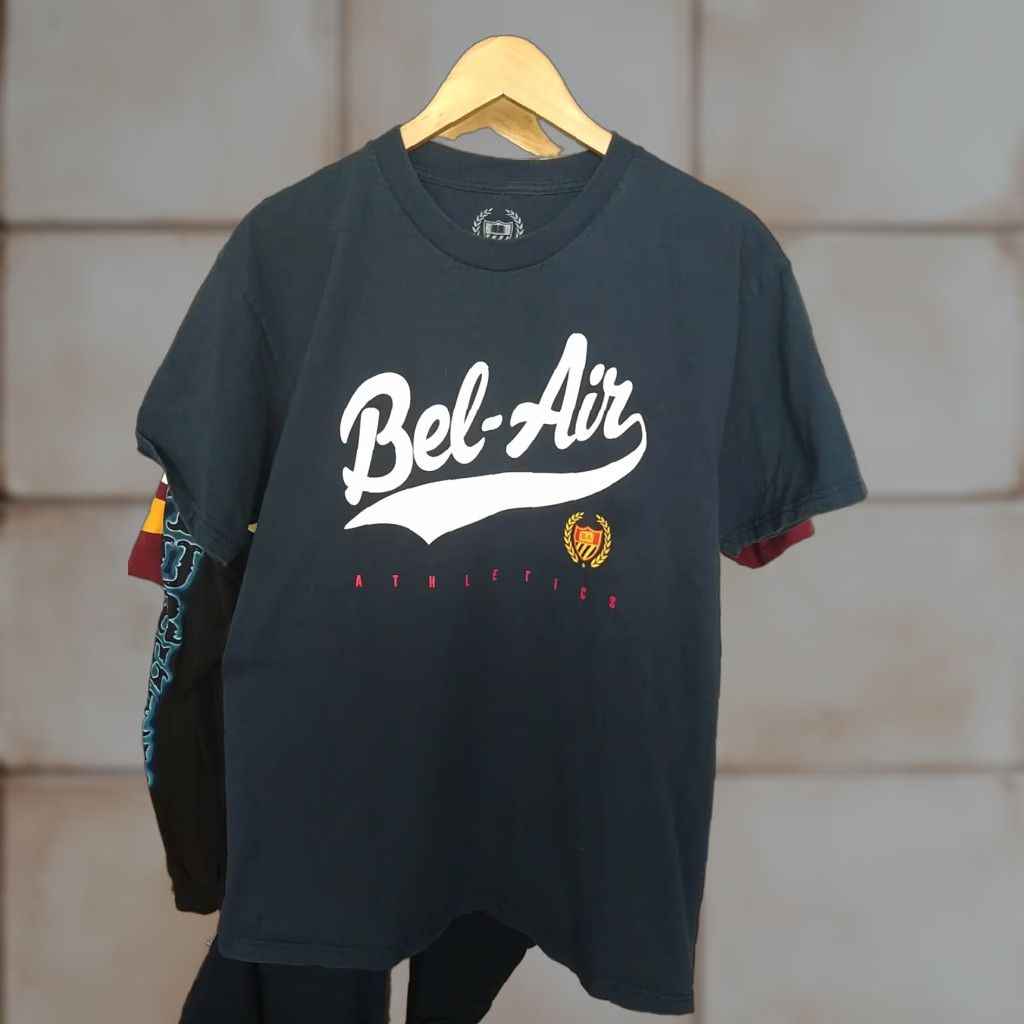 Prince VINTAGE Bel Air Athletics T-shirt Men Size L Blue Bel Air Athletics T-Shirt Mens Shirt 90s Size US M / EU 48-50 / 2 - 1 Thumbnail