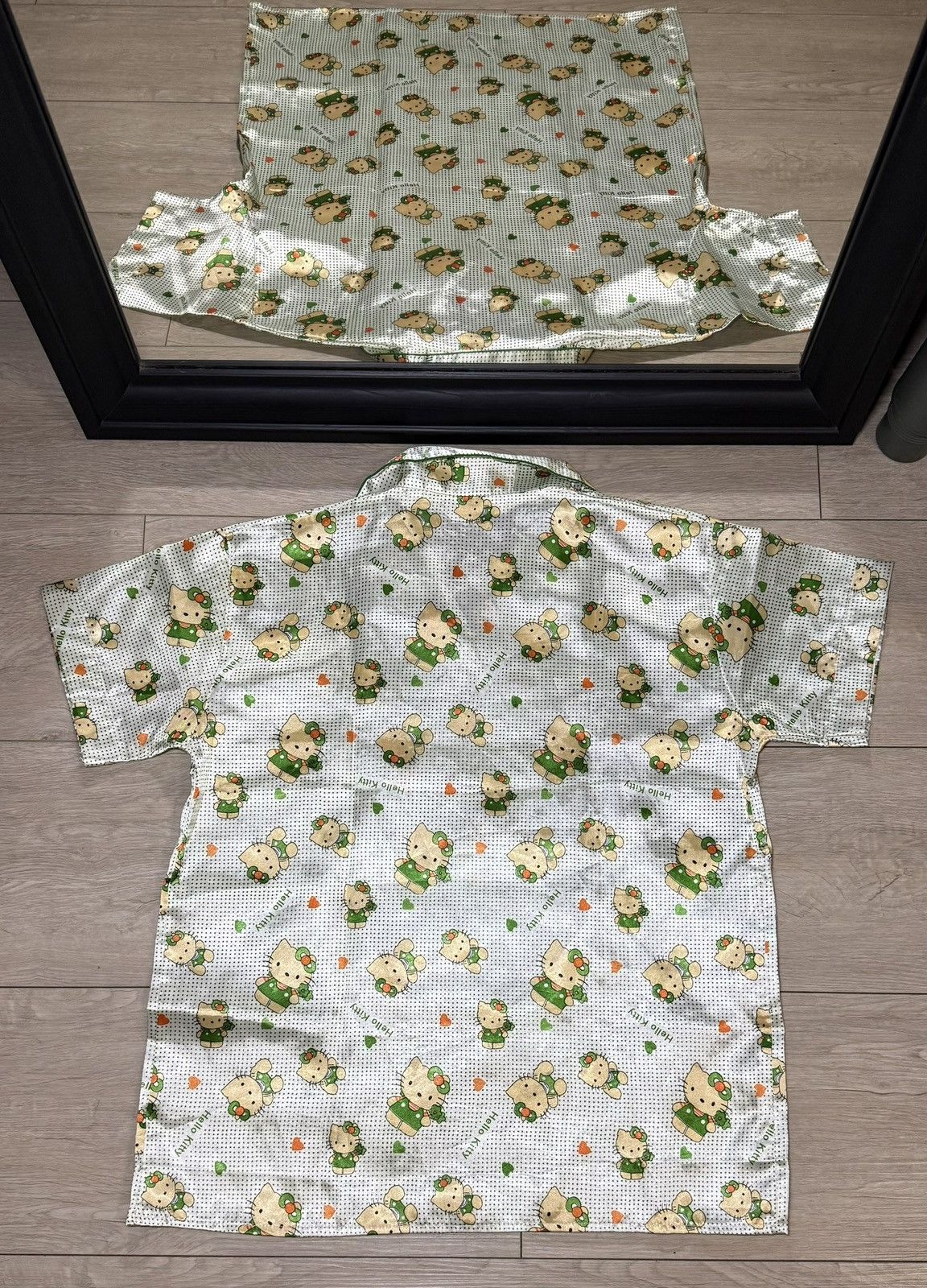 Other Vintage 1980s Sanrio Hello Kitty Single Stitch Button Up Size L / US 10 / IT 46 - 2 Thumbnail