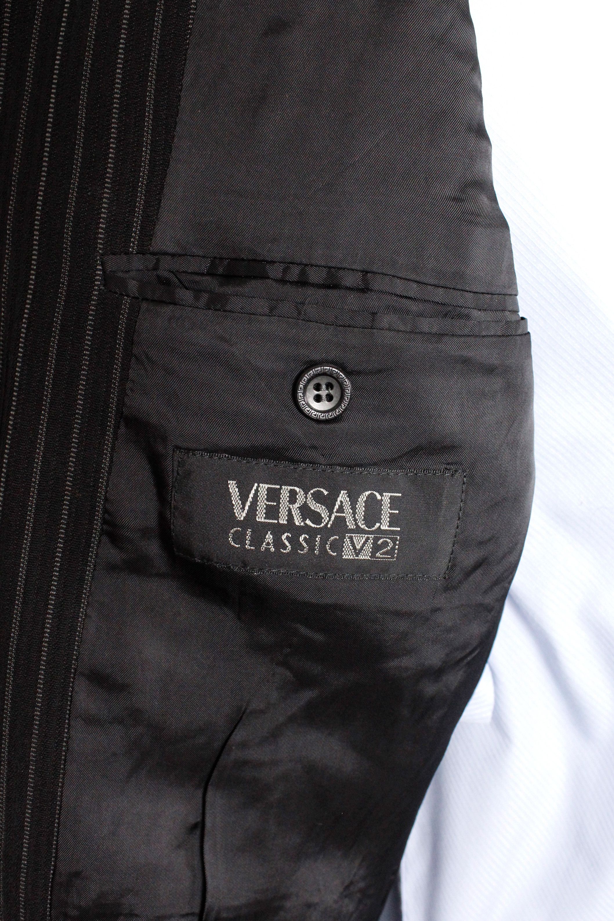 Versace Vintage Versace Classic V2 Striped Knit Black Blazer Jacket Size US M / EU 48-50 / 2 - 9 Thumbnail