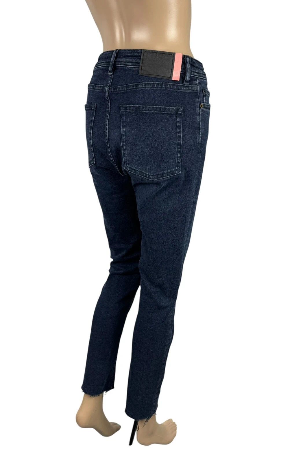 Acne Studios Acne Studios Peg Jeans Skinny size 30 x 32 Size 30" / US 8 / IT 44 - 1 Thumbnail