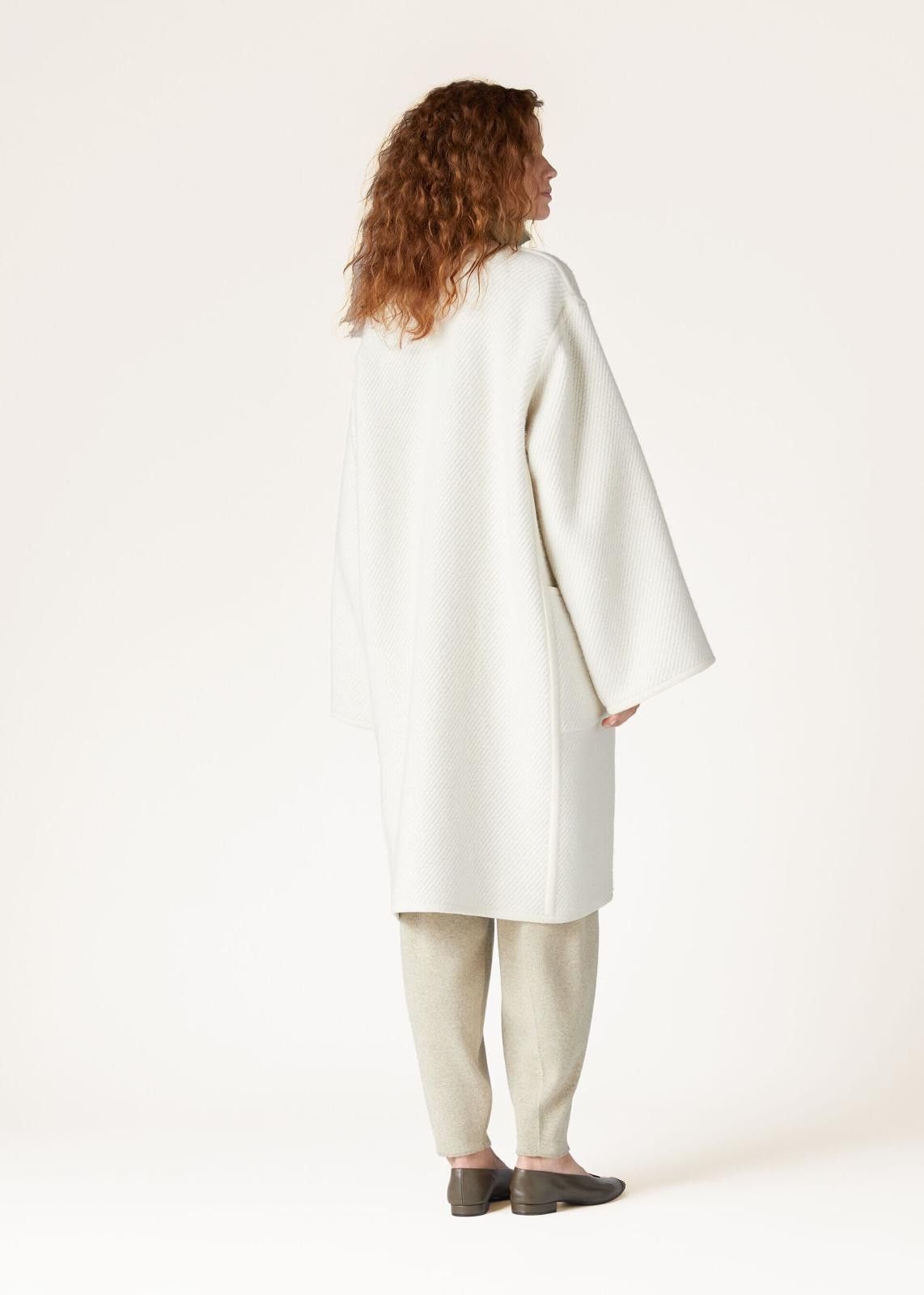 Loro Piana o1srvl11e1224 Virgin Wool Geir Coat in White Size S / US 4 / IT 40 - 3 Thumbnail