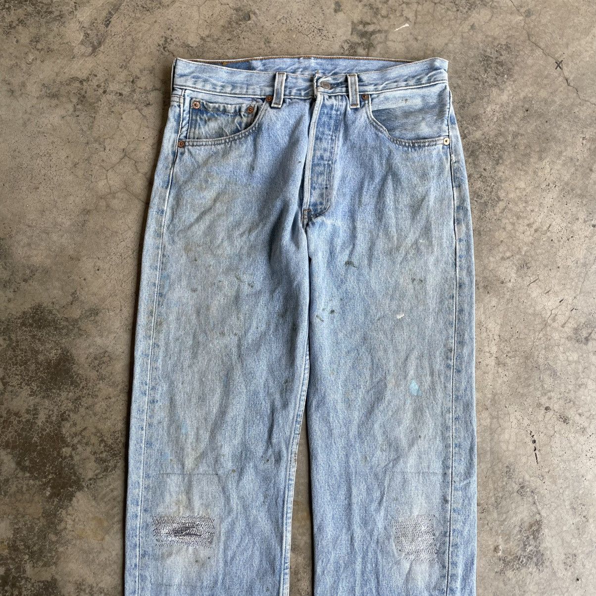 Levi's Vintage Clothing 🔥Vintage Levis 501 Splatter Paints Dirty Denim Jeans Size US 31 - 2 Thumbnail