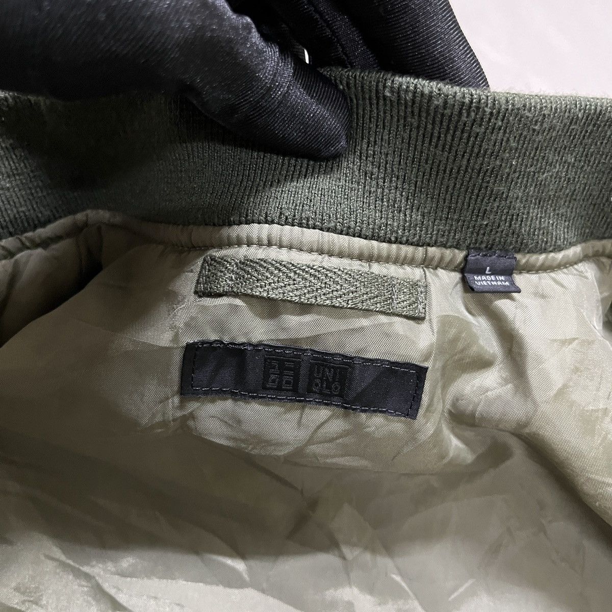 Uniqlo Uniqlo Sunfaded Bomber Jacket Size US L / EU 52-54 / 3 - 7 Thumbnail