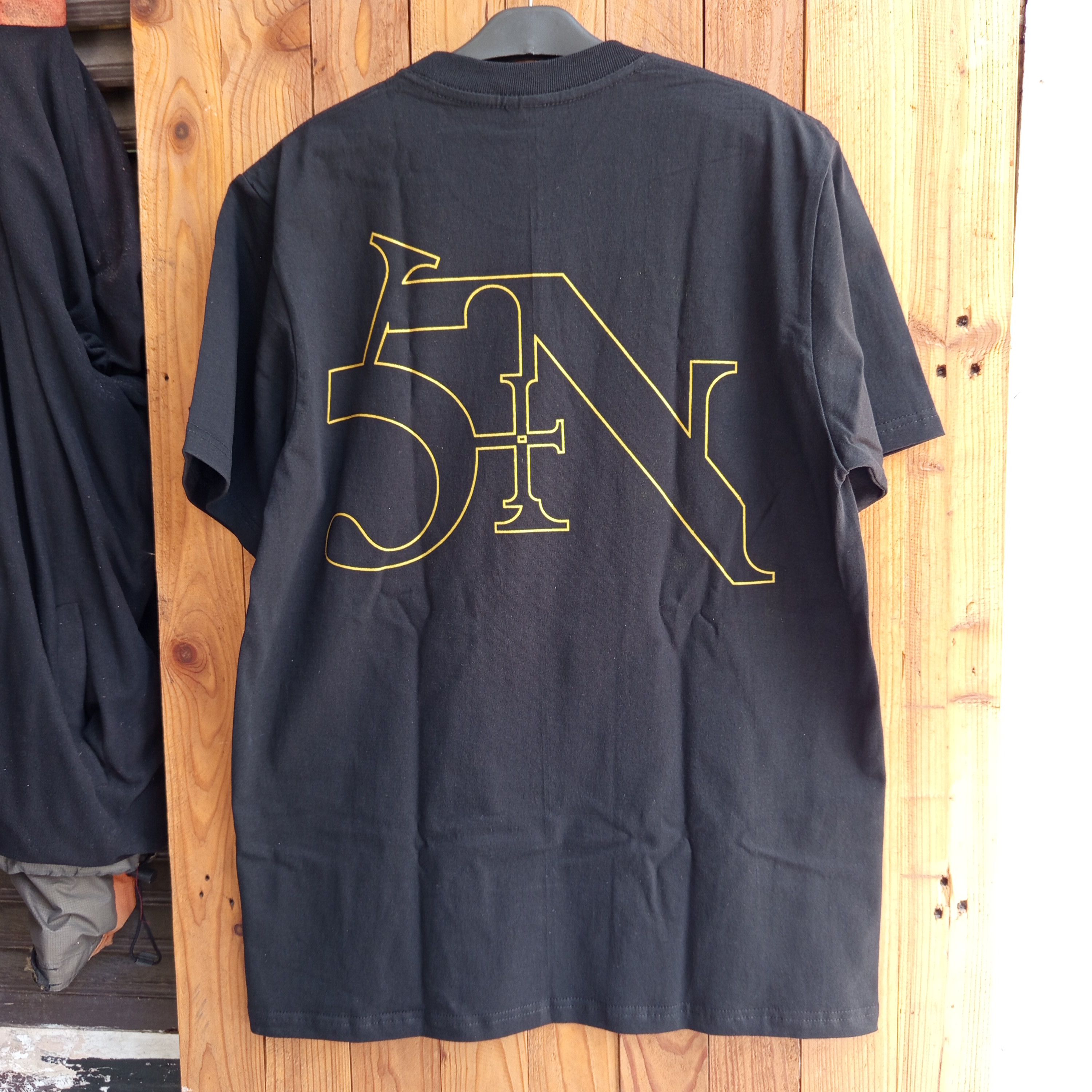 Band Tees Nine inch nails SIN logo t shirt Size US XL / EU 56 / 4 - 2 Thumbnail