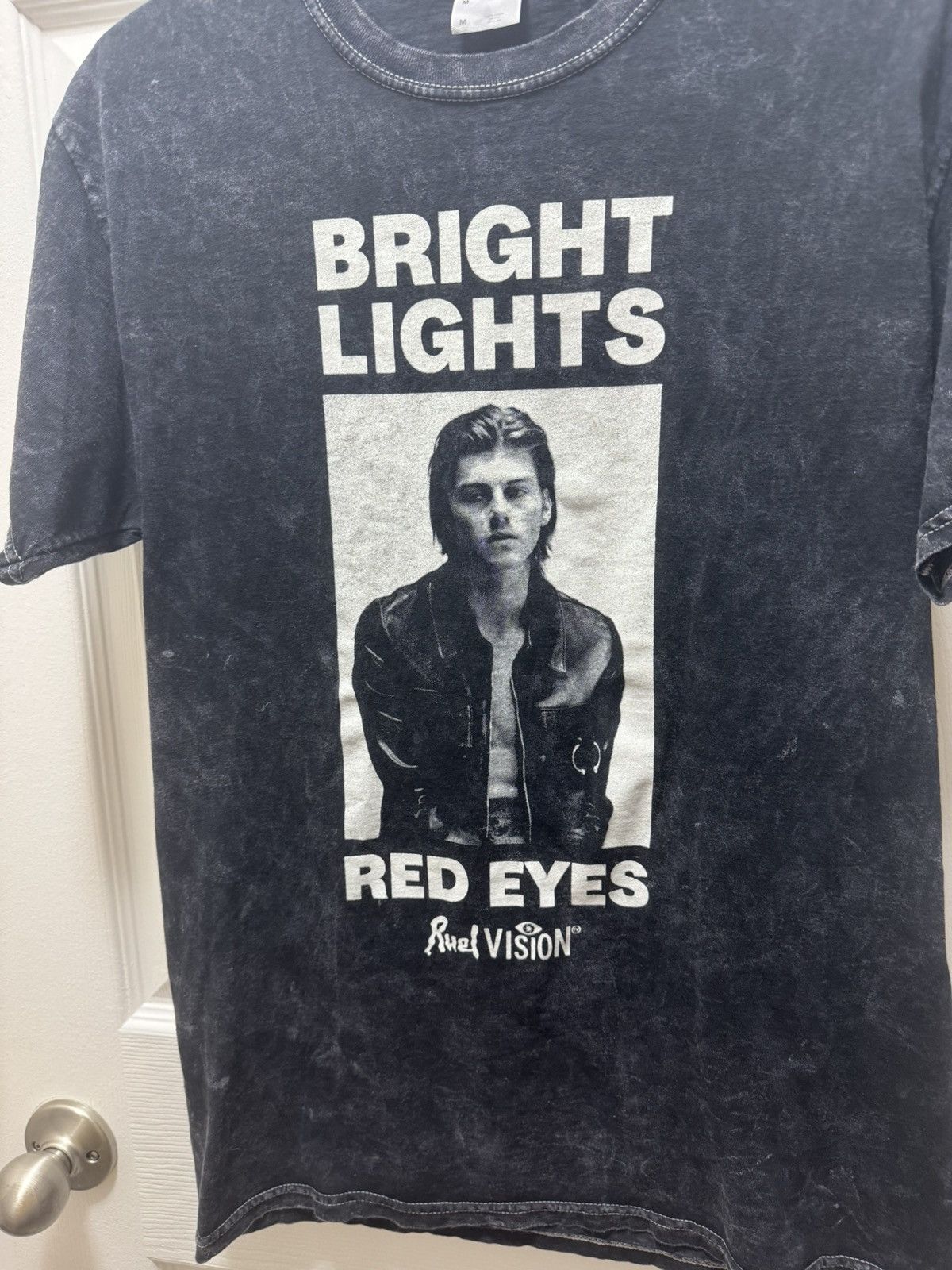 Other Colortone Grey Stone Bright Lights Red Eyes Music Merch Size US M / EU 48-50 / 2 - 2 Thumbnail
