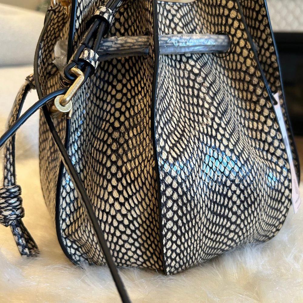 Designer Rebecca Minkoff Nanine Small Bucket Bag Size ONE SIZE - 6 Thumbnail