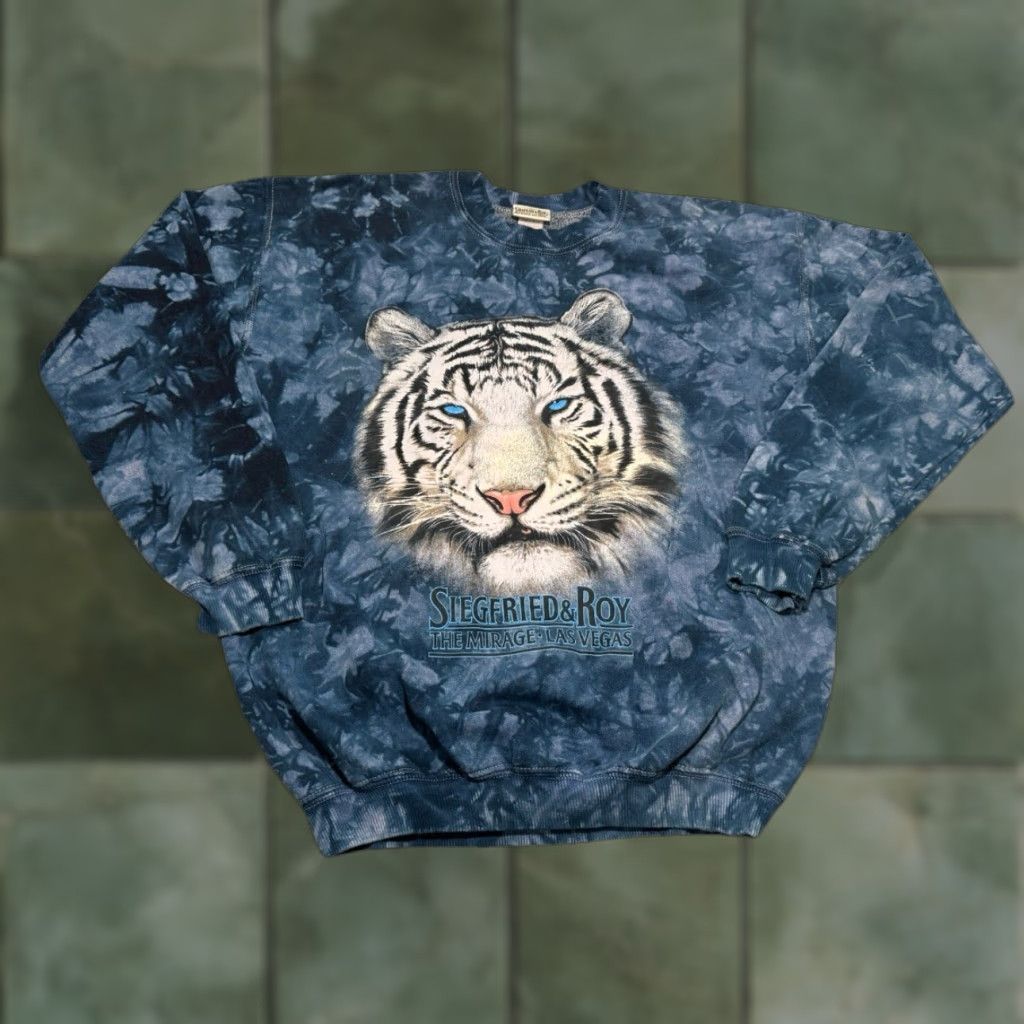 Vintage VINTAGE Siegfried & Roy Shirt Long Sleeve Tie Dye White Tiger The Mirage LAS VEGAS Sz M Blue Mens Size US M / EU 48-50 / 2 - 1 Thumbnail