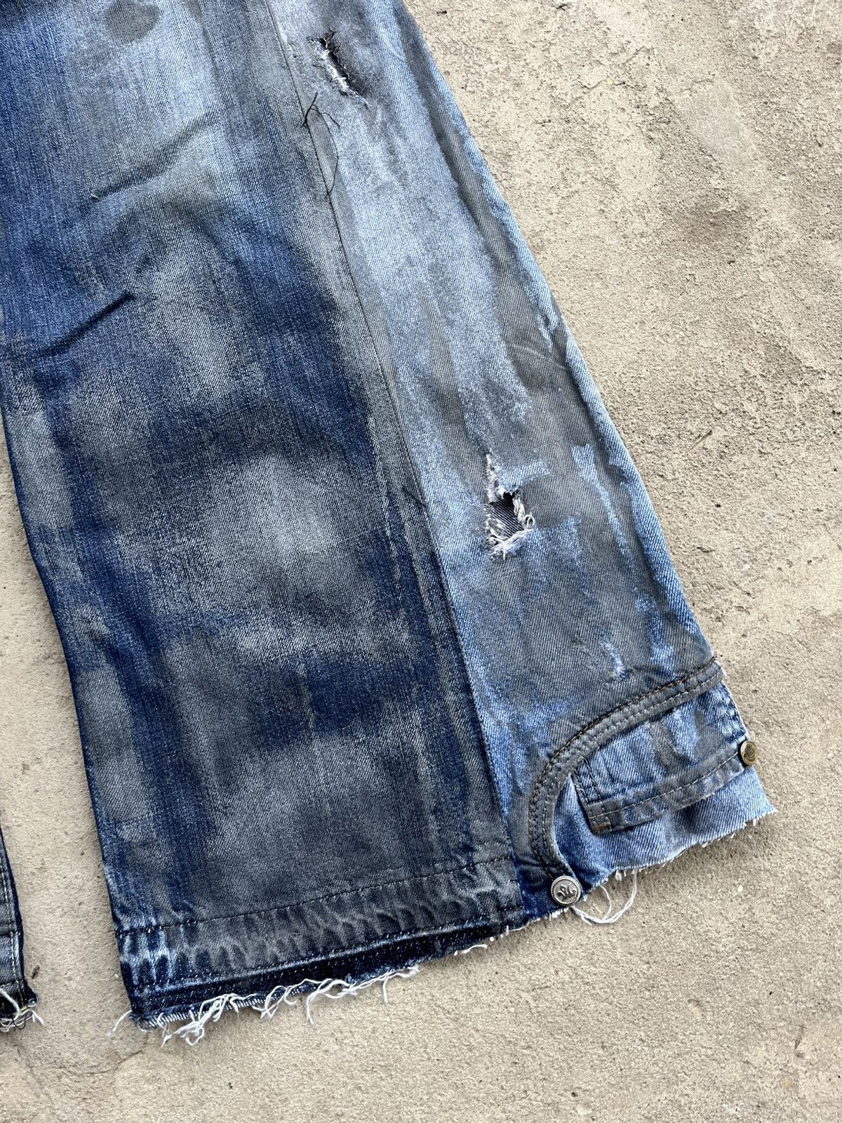 20471120 × If Six Was Nine × Japanese Brand Dirty Painted Distressed Thrashed Faded Baggy Jeans Y2K Size US 28 / EU 44 - 7 Thumbnail