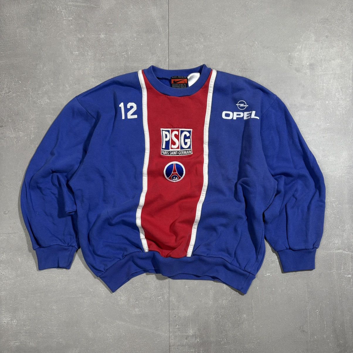 Nike 90s nike PSG player issued sweater Size US L / EU 52-54 / 3 - 1 Thumbnail