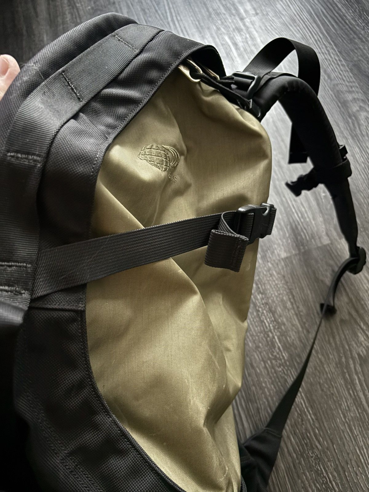 Arc'teryx × Beams Plus Arcteryx x Beams Sebring Crazy Pattern Backpack Japan Size ONE SIZE - 6 Thumbnail