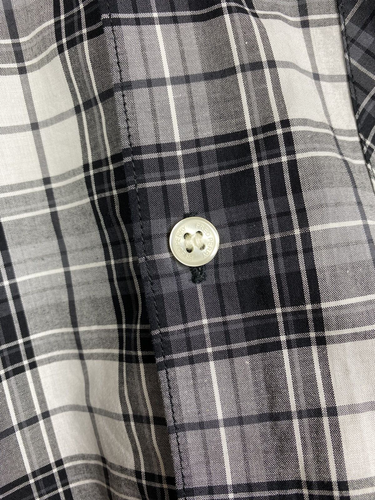 Fred Perry FP Fred Perry men’s long sleeve checked button up shirt Size US M / EU 48-50 / 2 - 10 Thumbnail