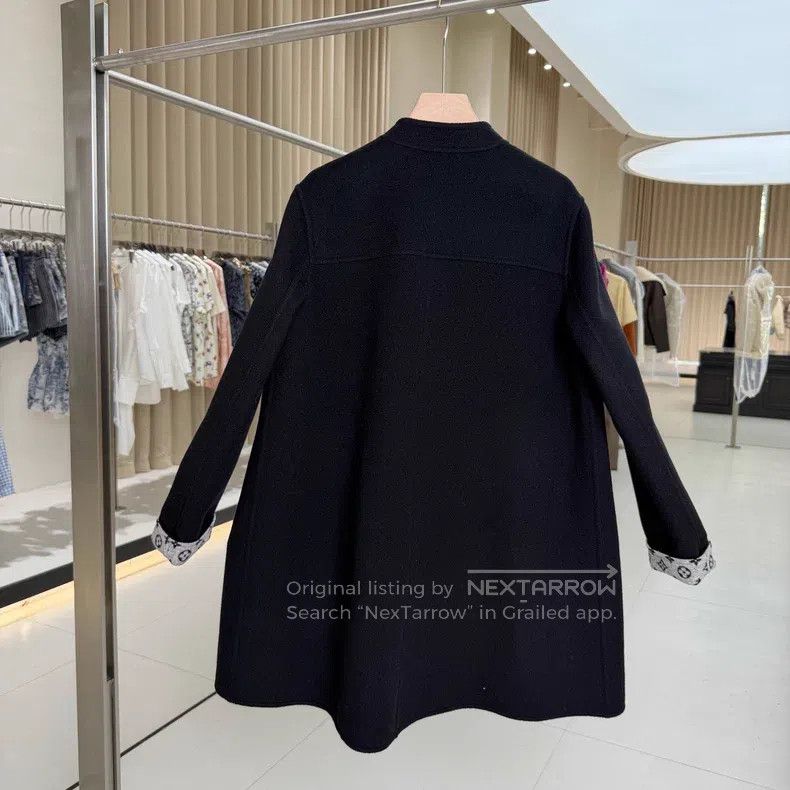 Louis Vuitton Louis Vuitton A-line coat with black and grey lining coat Size XS / US 0-2 / IT 36-38 - 3 Thumbnail