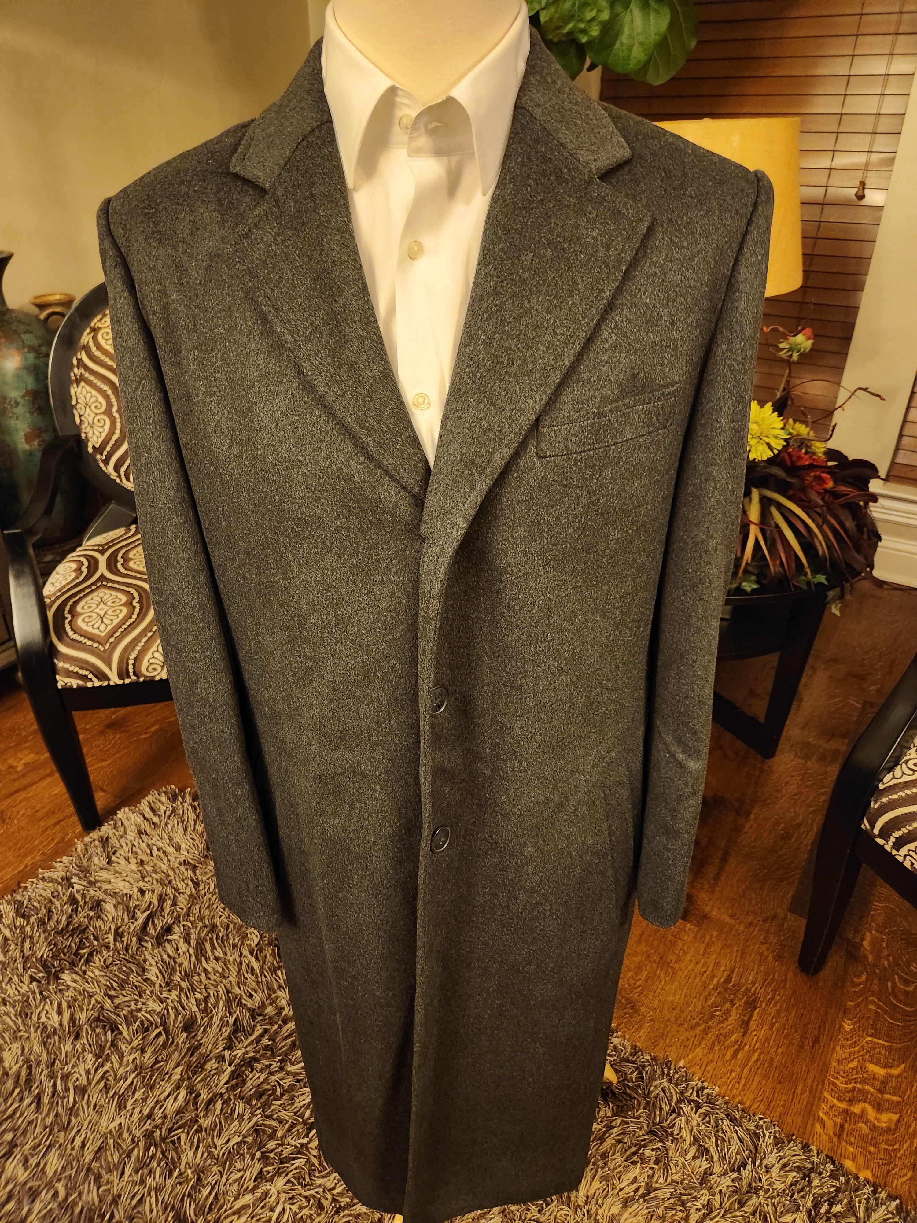 Armani 100% Cashmere Men's Gray Overcoat Size US L / EU 52-54 / 3 - 1 Thumbnail