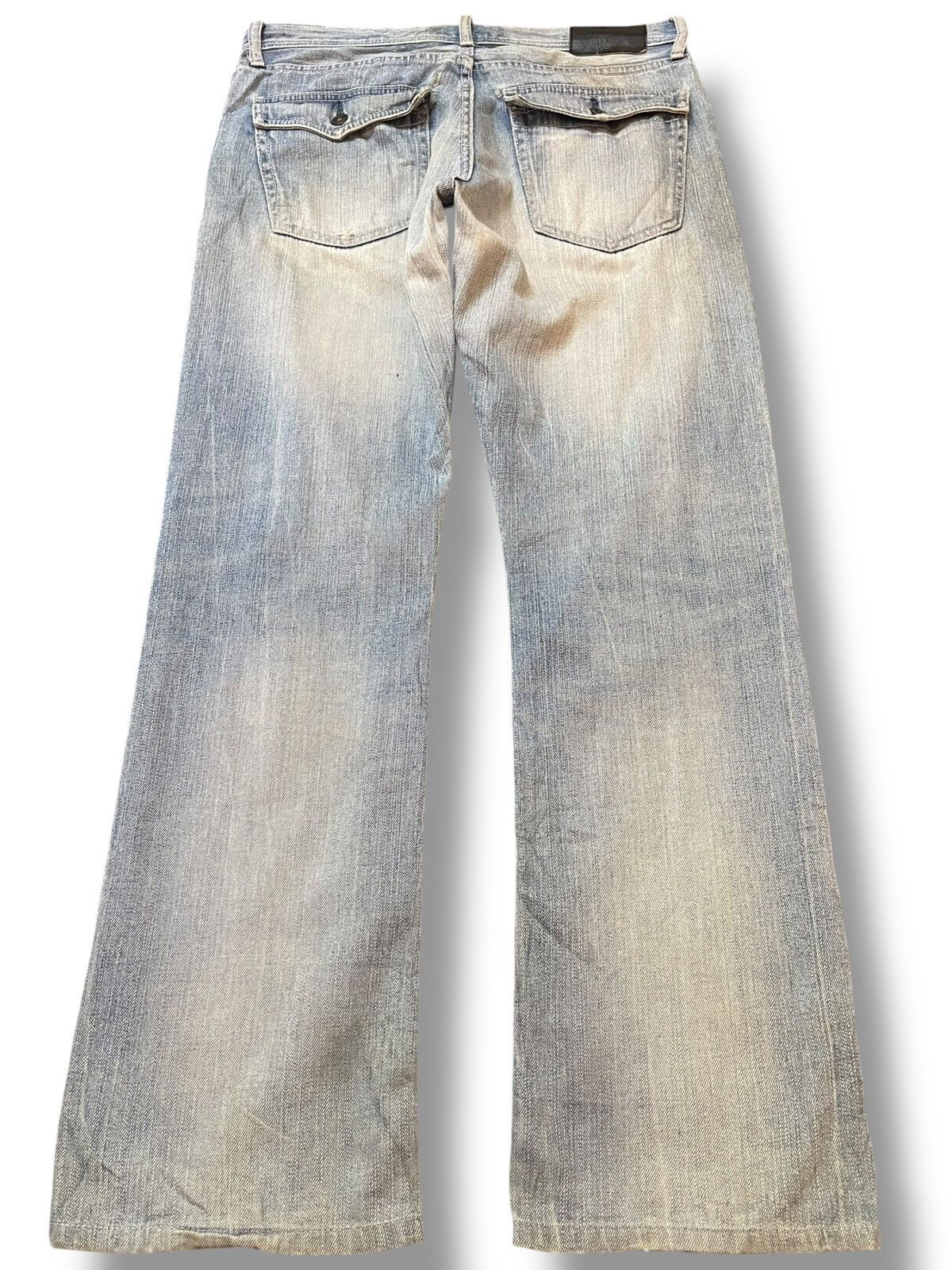 Uniqlo Vintagw Uniqlo Slim Fit Shoe Cut Faded Denim Size US 32 / EU 48 - 6 Thumbnail