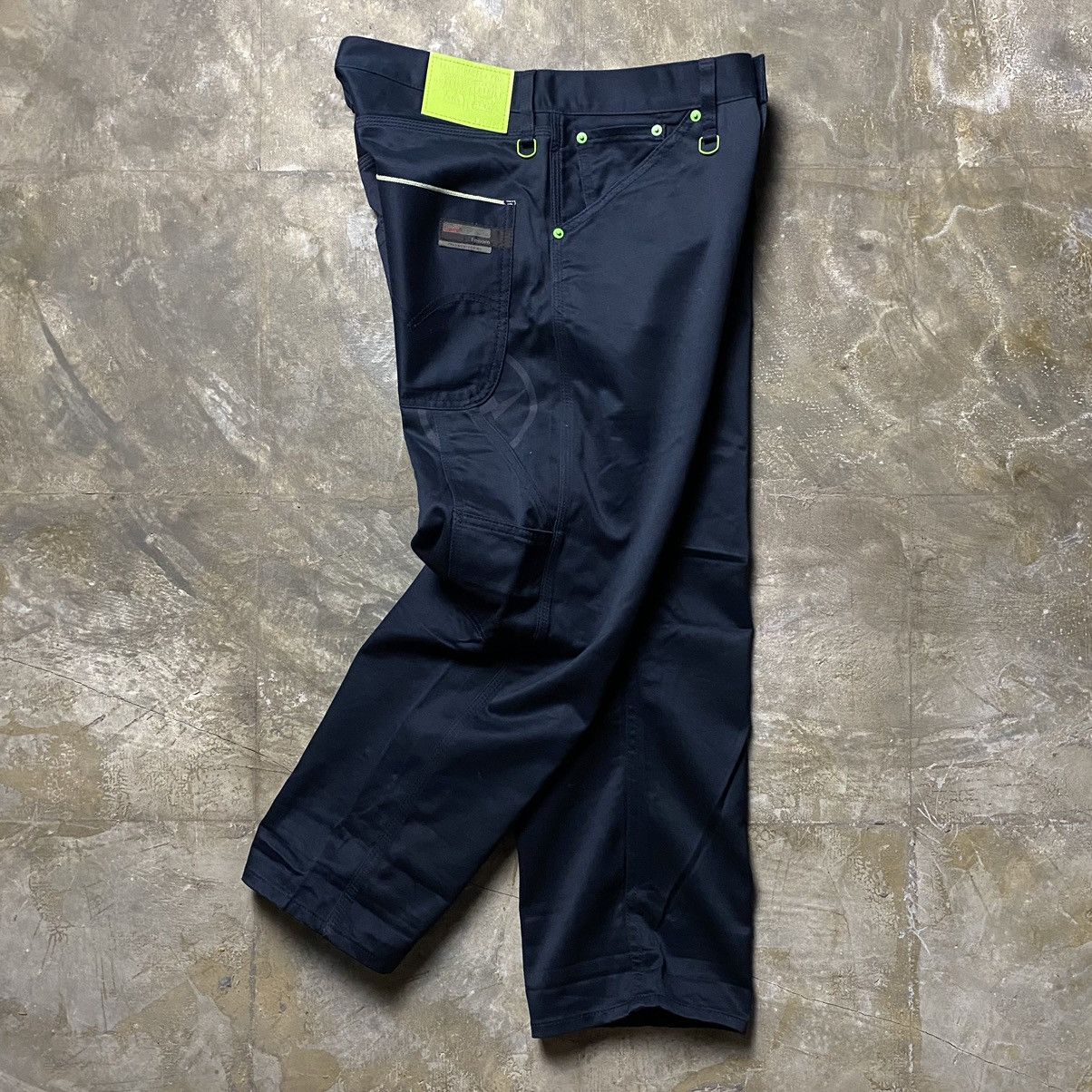 Fragment Design × Levi's Levi’s Fenom x Fragment Design - Painter Cropped Pant Size US 32 / EU 48 - 1 Thumbnail