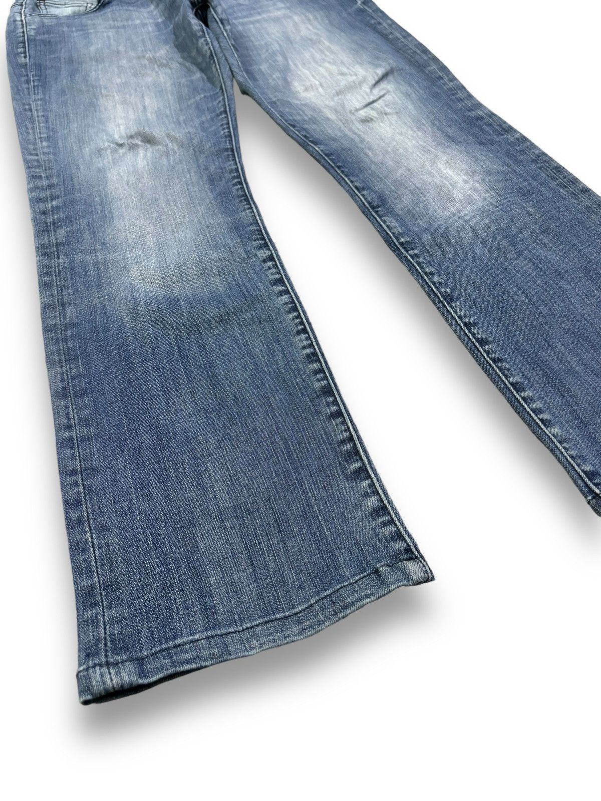 Volcom Vintage Volcom Small Logo Embroidered Regular Straight Jeans Size US 32 / EU 48 - 8 Thumbnail