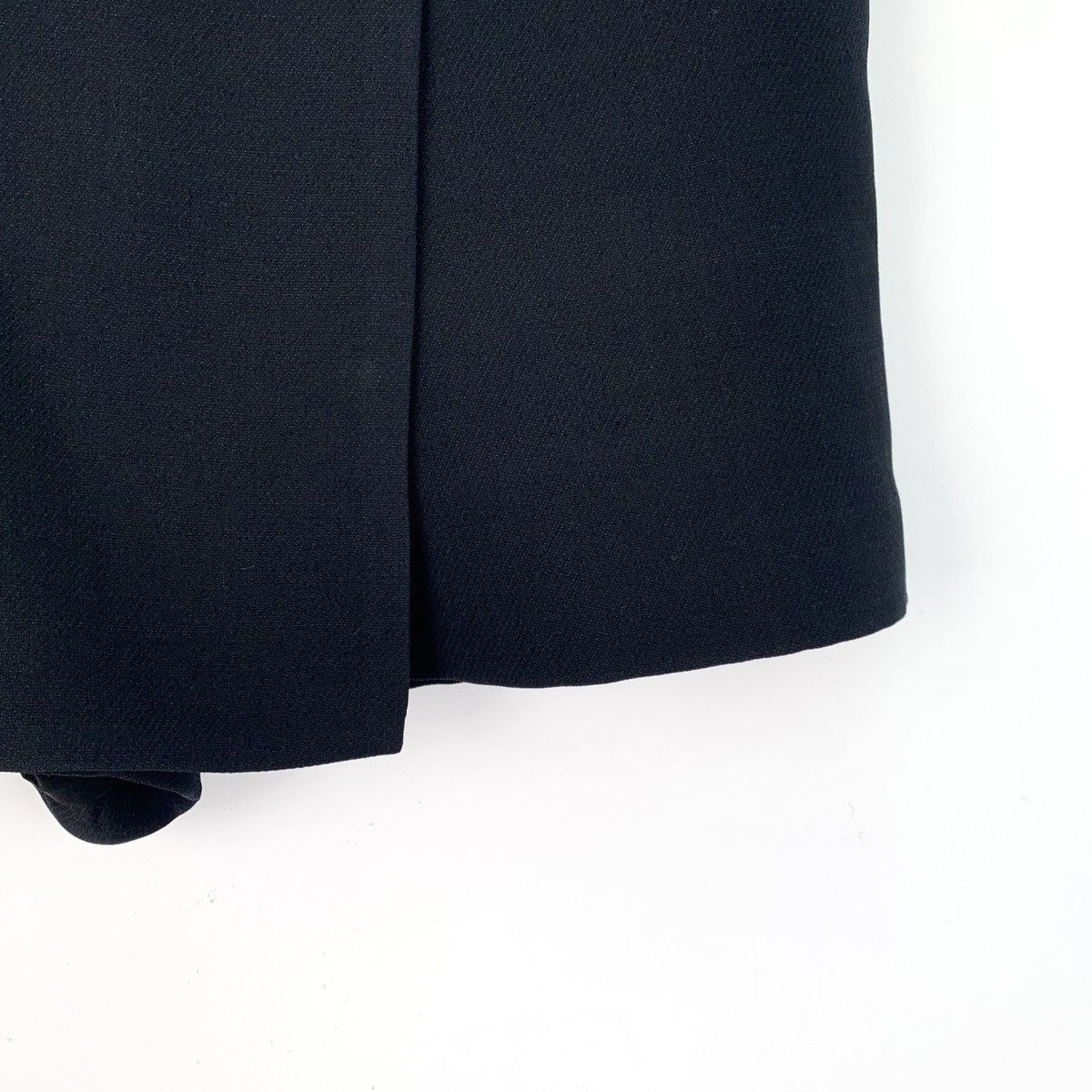 Dior Dior Black Side CD Button Trim Wool Casual Shorts Size 25" / US 0 / IT 36 - 4 Thumbnail