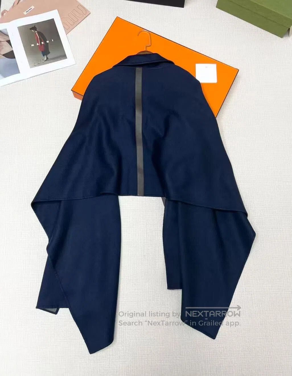 Hermes Hermes Cashmere Shawl in Dark Blue. Size ONE SIZE - 2 Thumbnail